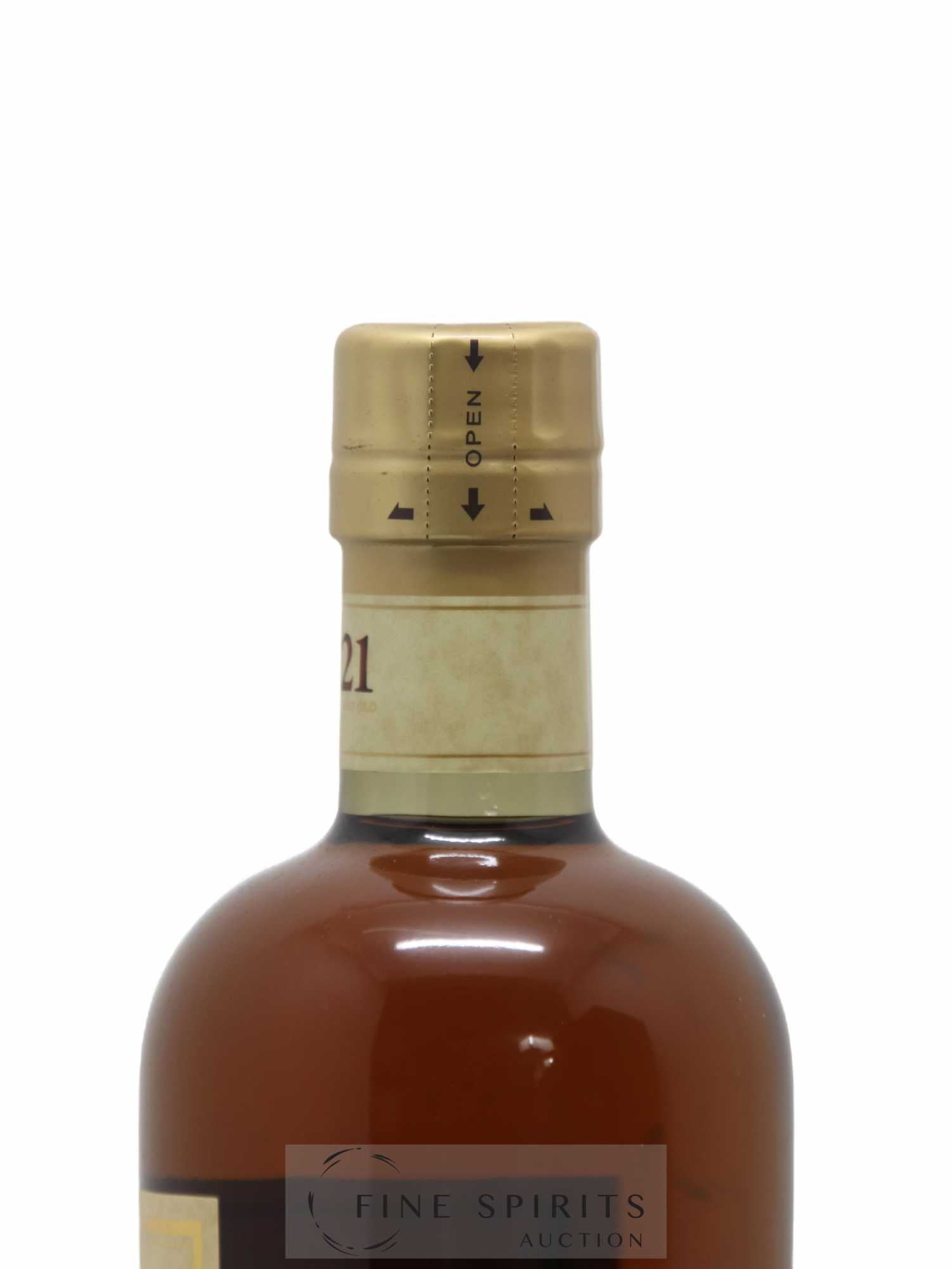 Taketsuru 21 years Of. Pure Malt Nikka Whisky - Lot de 1 bouteille - 3