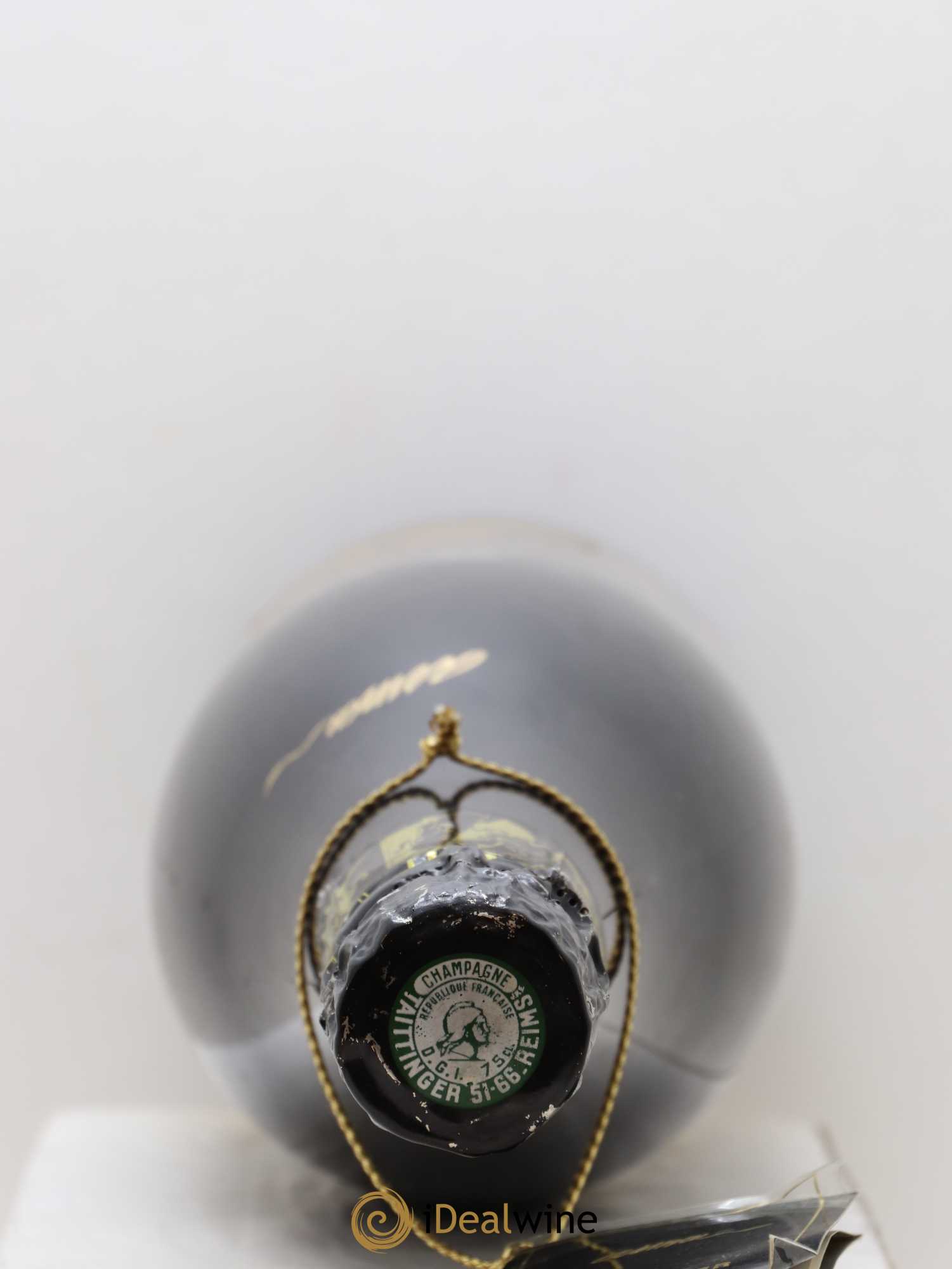 1981 - Collection Arman Taittinger 1981 - Lot de 1 bouteille - 2