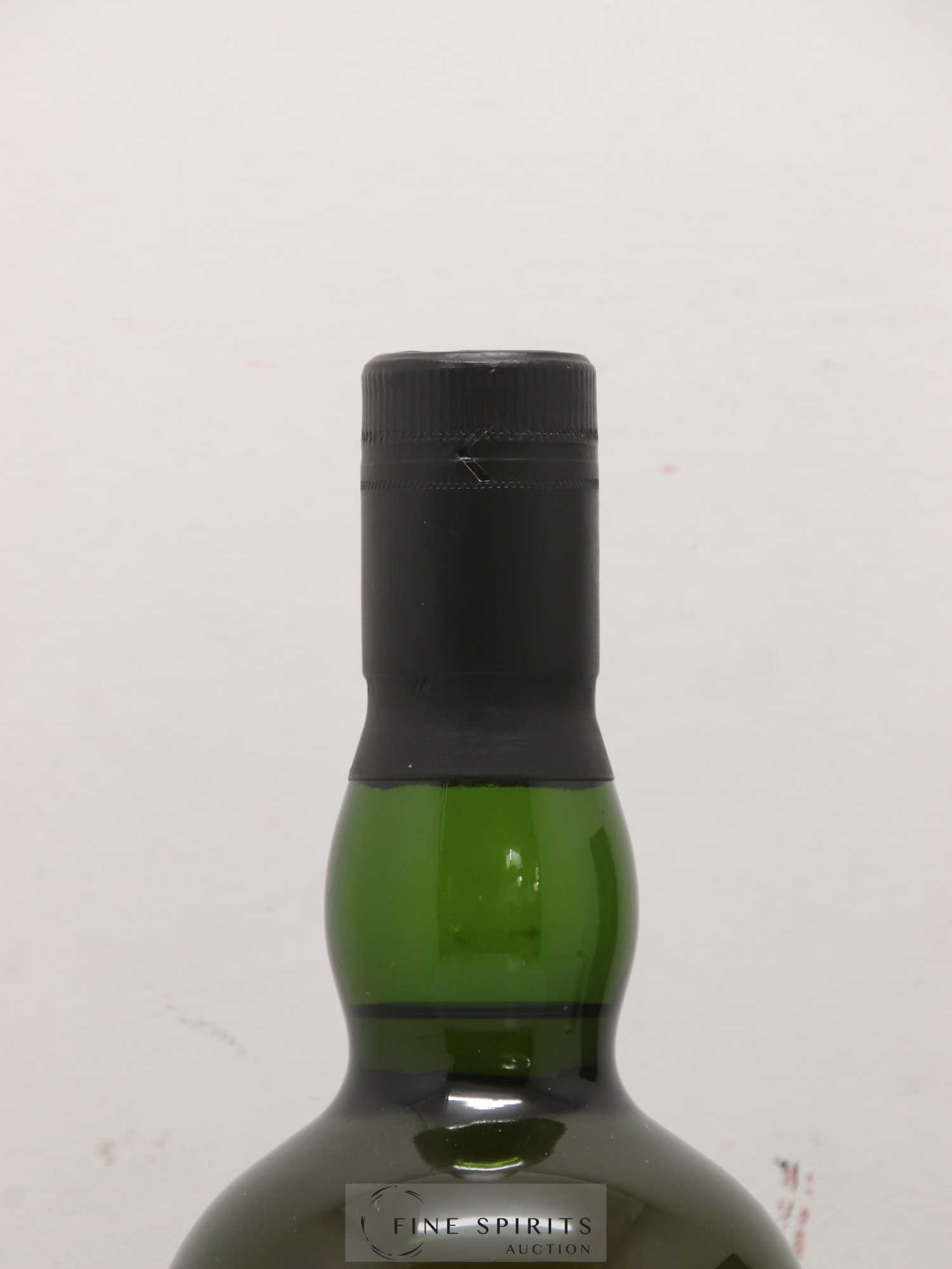 Ardbeg 1990 Of. Airigh Nam Beist Non Chill-Filtered - bottled 2007 Limited Release - Lot de 1 bouteille - 3