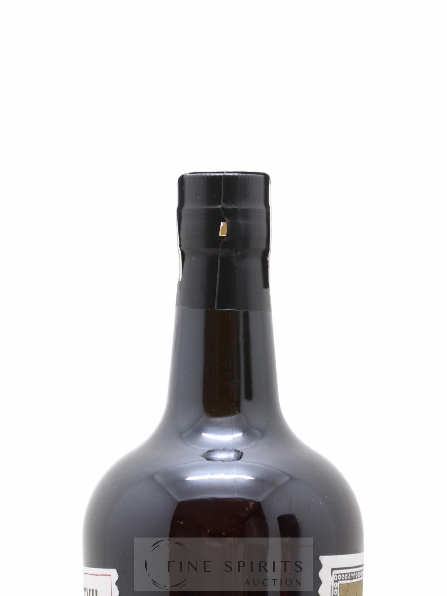 Kill Devil 15 years 2006 Edition Spirits One of 262 - Lot de 1 bouteille - 3