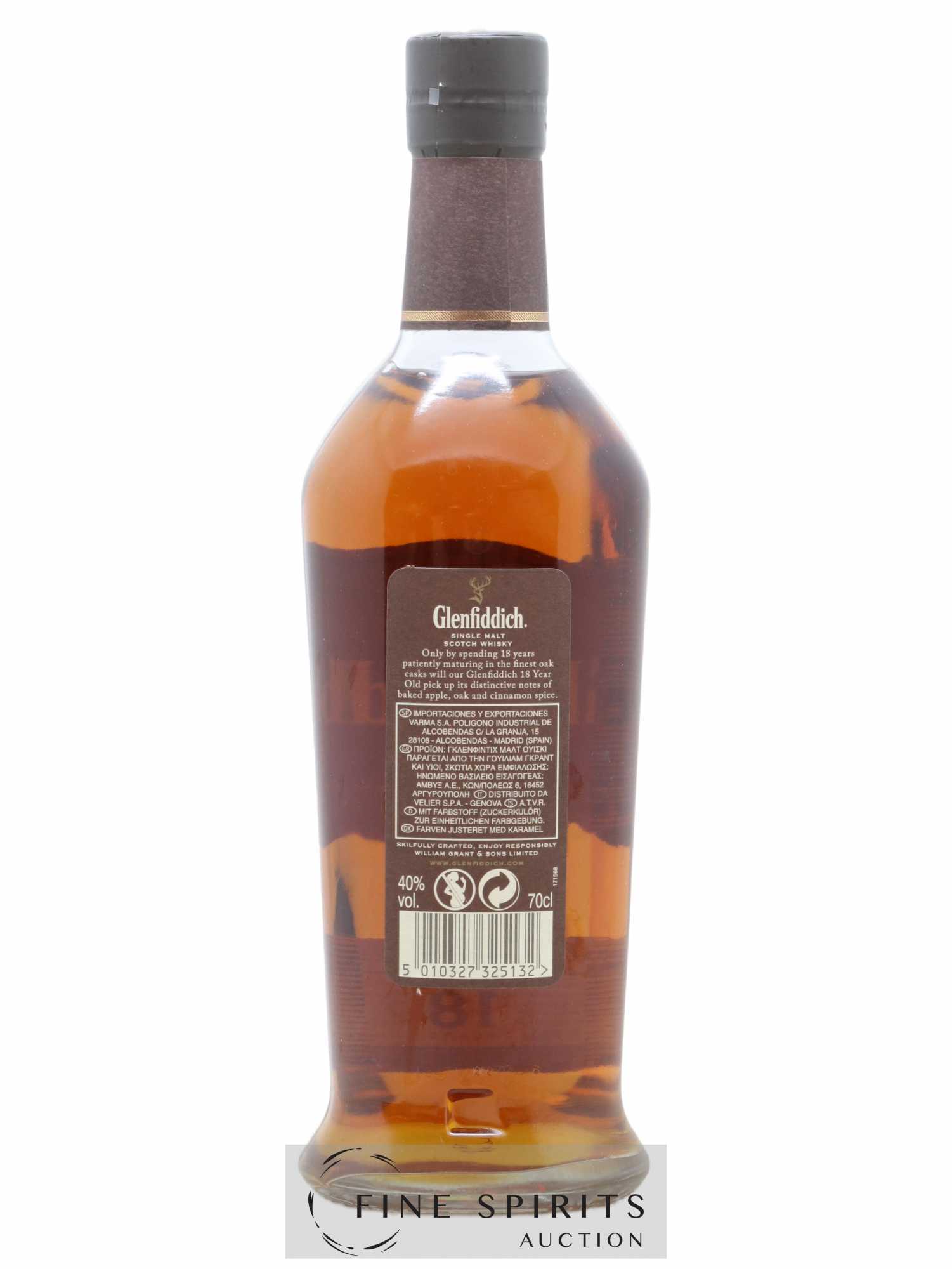 Glenfiddich 18 years Of. Small Batch Reserve n°8142 - Posten von 1 Flasche - 2