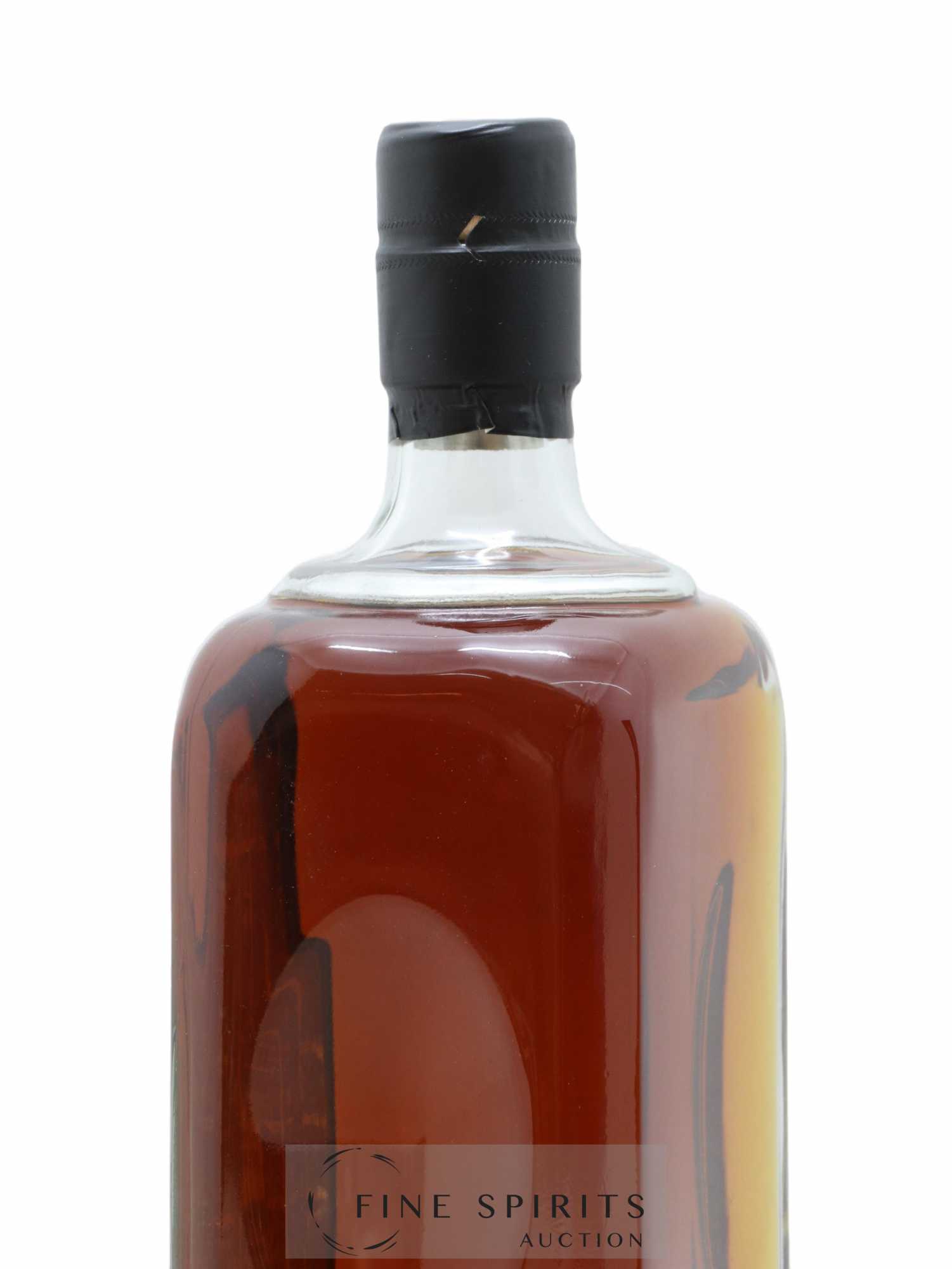 Bunnahabhain 39 years 1976 Cadenhead's Small Batch One of 648 - bottled 2016 - Lot de 1 bouteille - 2