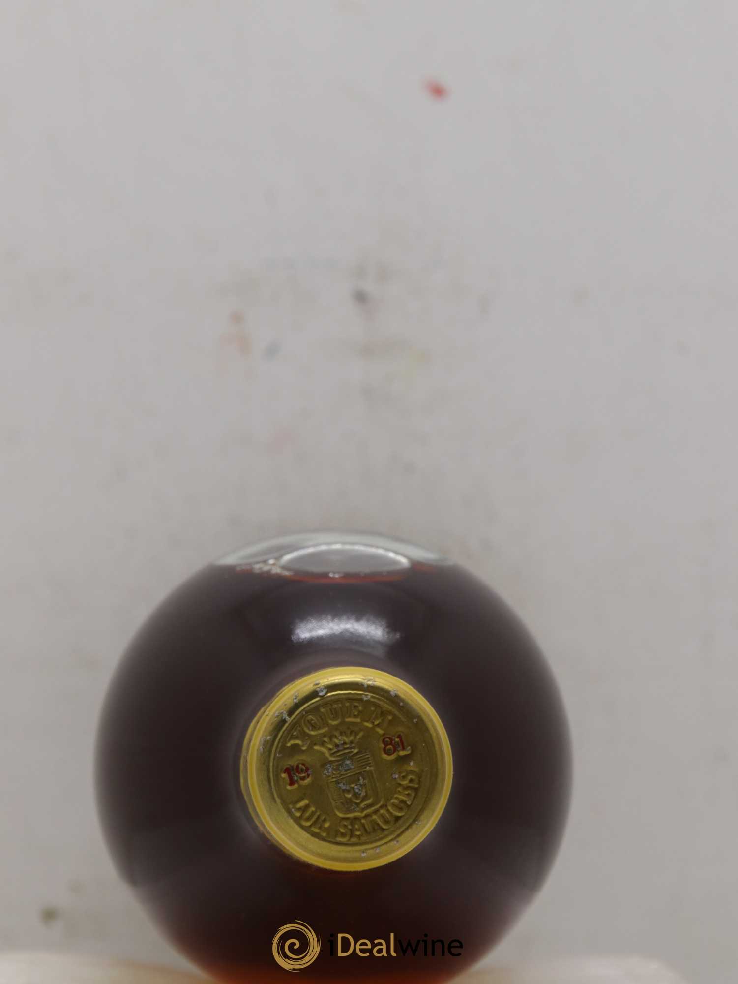 Château d' Yquem 1er Cru Classé Supérieur 1981 - Lotto di 1 bottiglia - 1