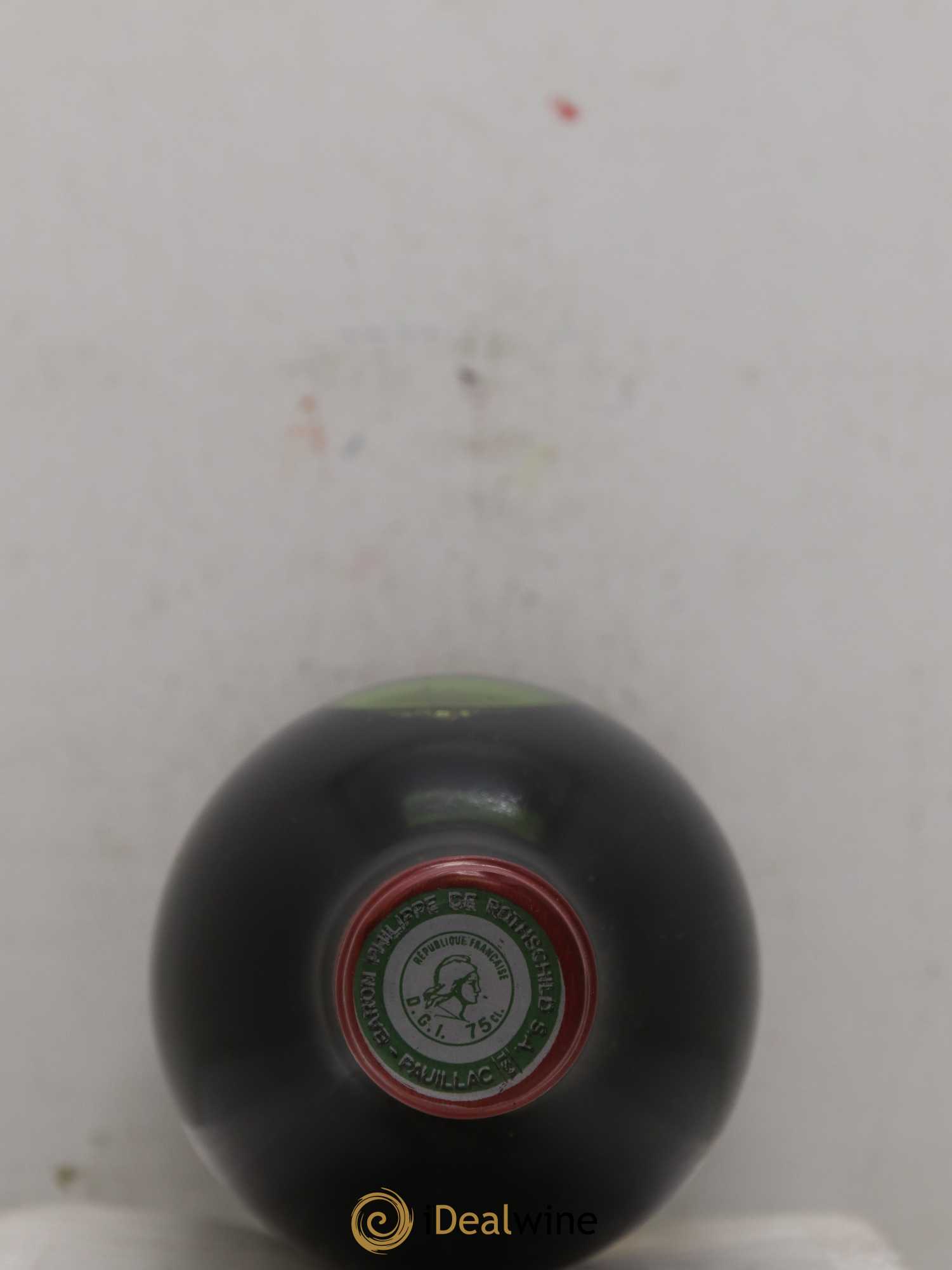 Château Mouton Rothschild 1er Grand Cru Classé 1982 - Lot de 3 bouteilles - 1
