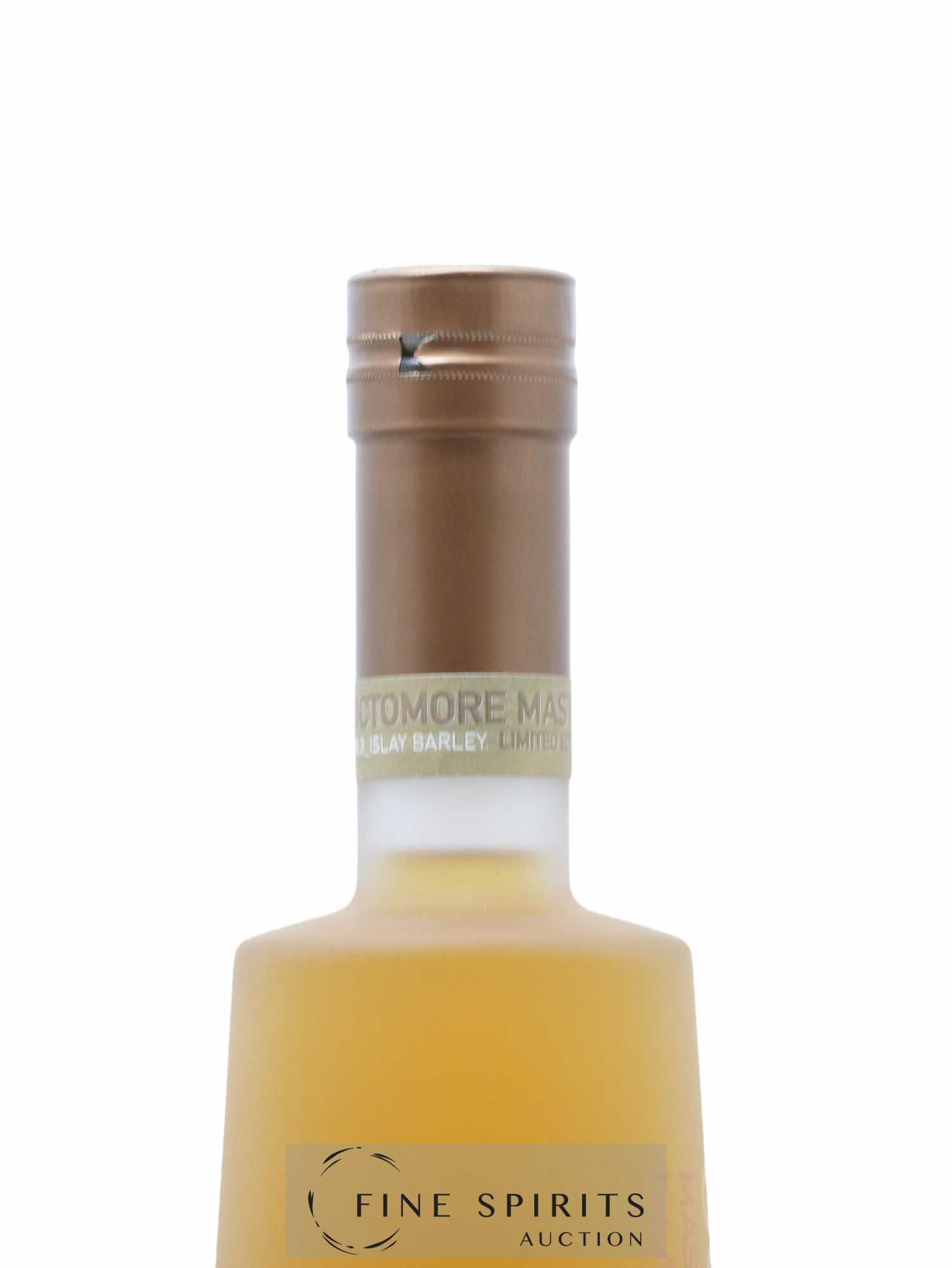 Octomore 5 years Of. Masterclass Edition 08.3 Islay Barley 2011 Limited Edition - Lot of 1 bottle - 5