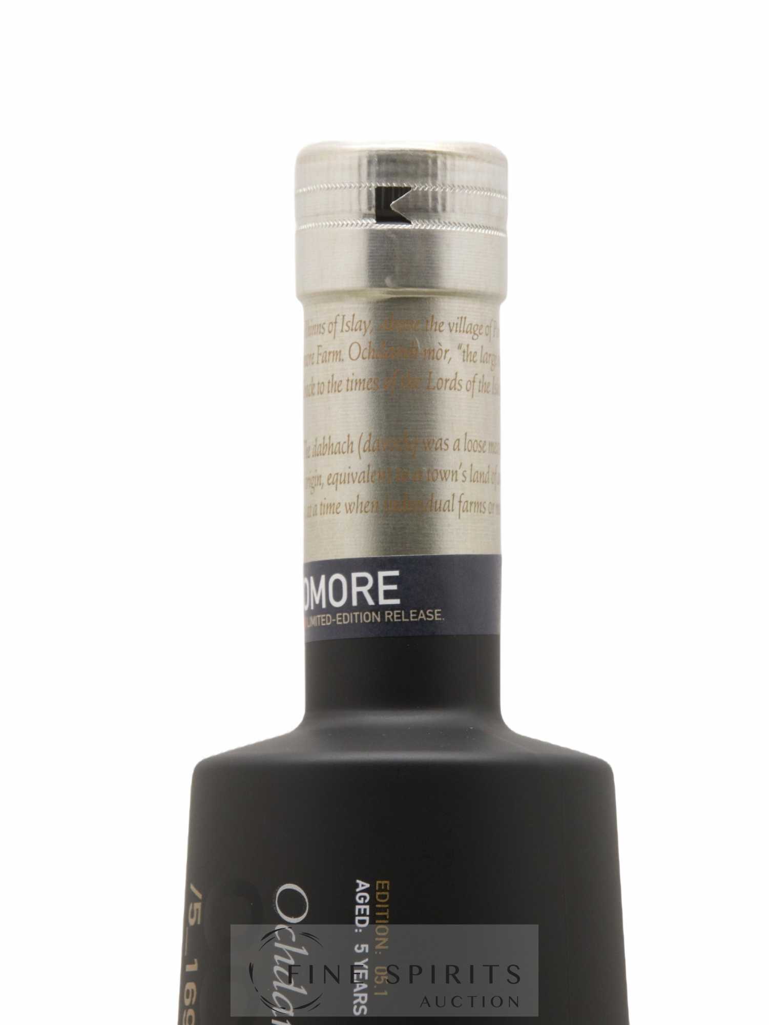 Octomore 5 years Of. Edition 05.1 One of 18000 Limited Edition - Lot de 1 bouteille - 3