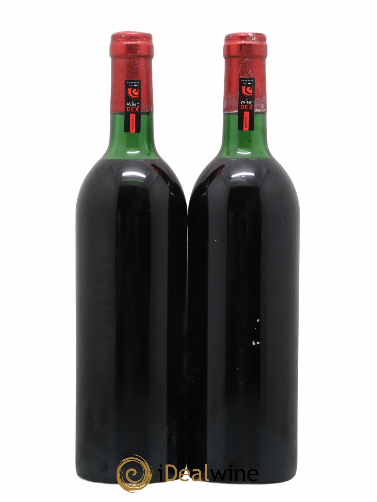 Petrus 1973 - Lot de 2 bouteilles - 1