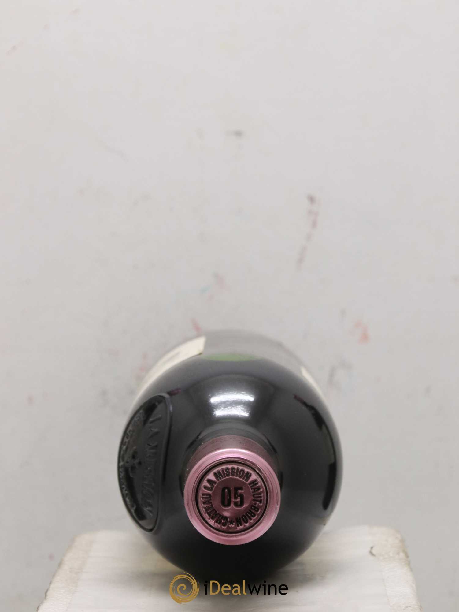 Château la Mission Haut-Brion Cru Classé de Graves 2005 - Lot of 3 bottles - 2