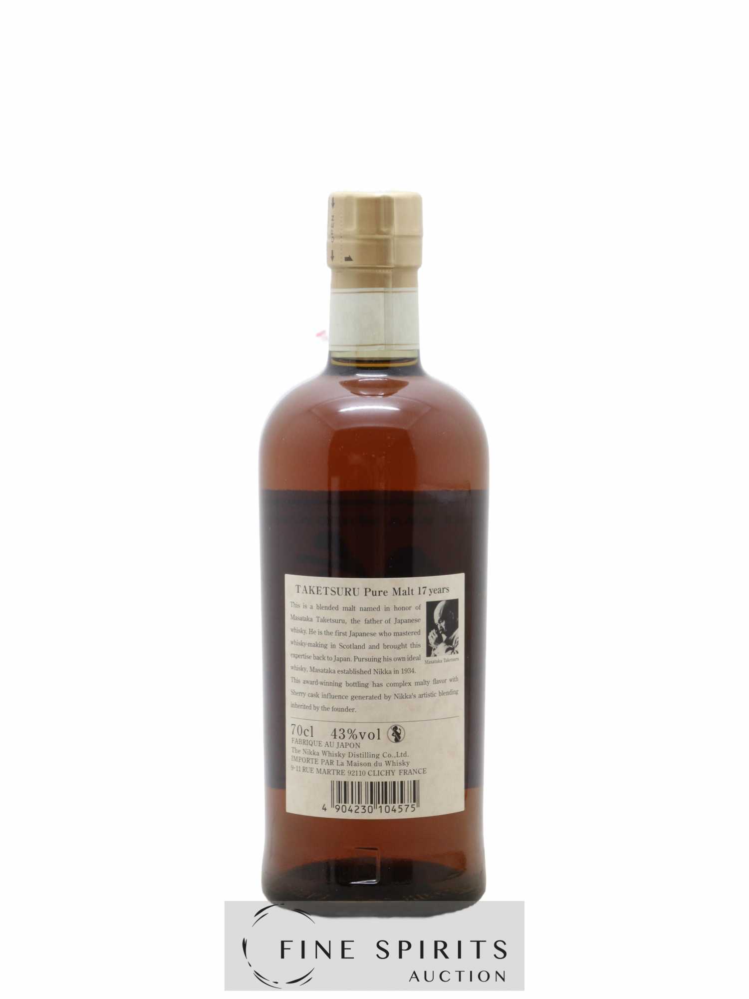 Taketsuru 17 years Of. Pure Malt Nikka Whisky - Lot of 1 bottle - 2