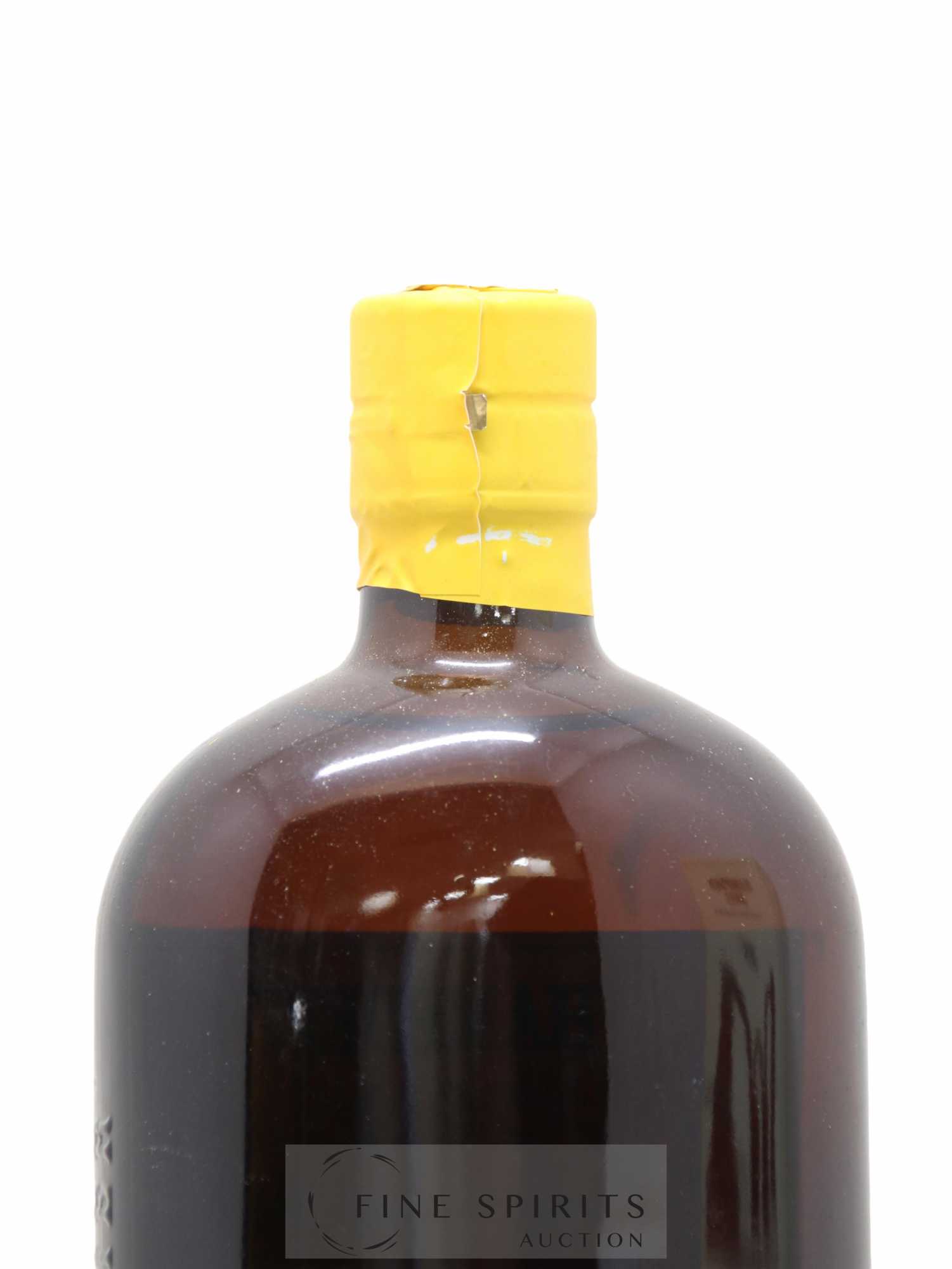 Hampden 7 years 2011 Of. LFCH Pot Still Distillation - bottled 2018 Habitation Velier - Lot of 1 bottle - 3