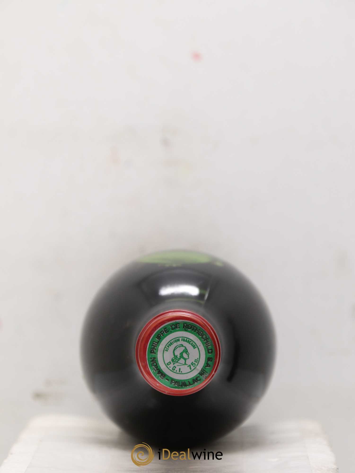 Château Mouton Rothschild 1er Grand Cru Classé 1981 - Lot of 2 bottles - 1