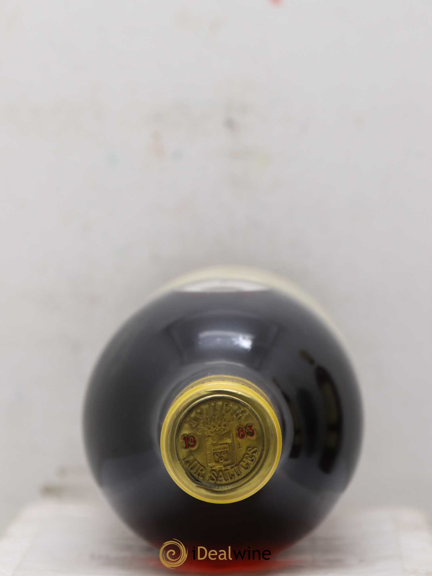 Château d' Yquem 1er Cru Classé Supérieur 1983 - Lotto di 3 bottiglie - 1