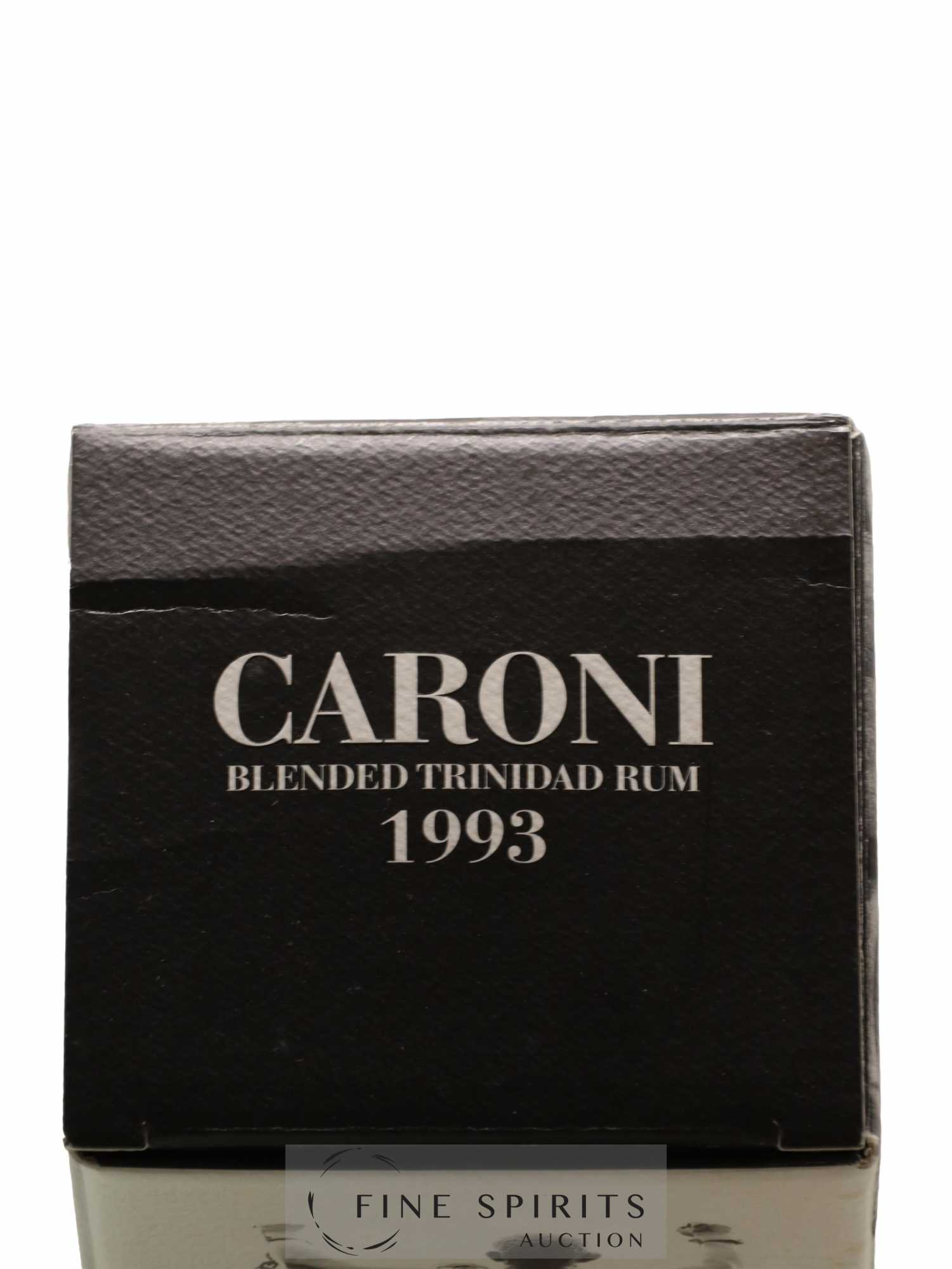 Caroni 17 years 1993 Velier One of 4279 - bottled 2010 - Lot de 1 bouteille - 5