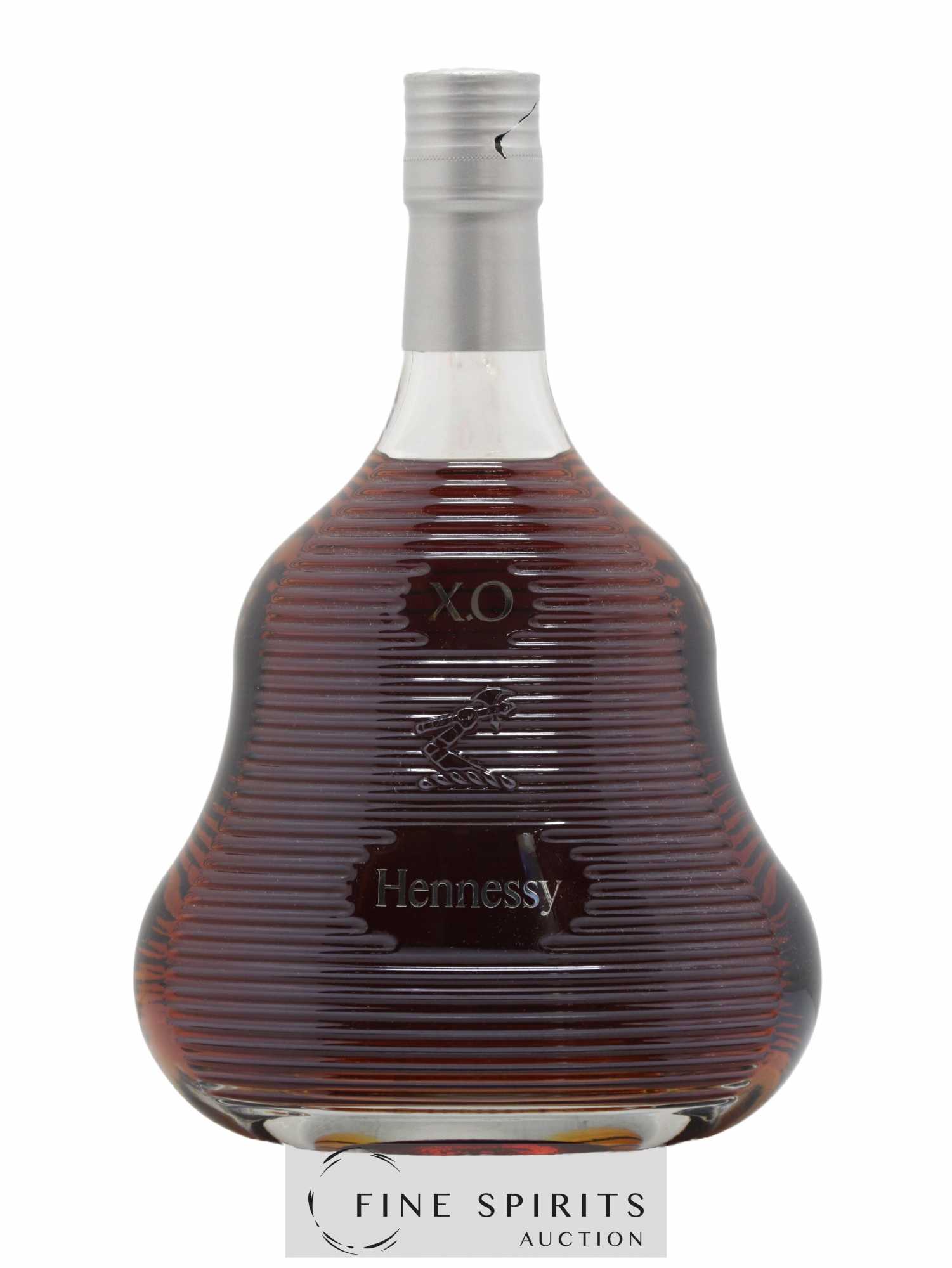 Buy Hennessy Of. X.O Limited Edition Marc Newson (lot: B2261928-129)