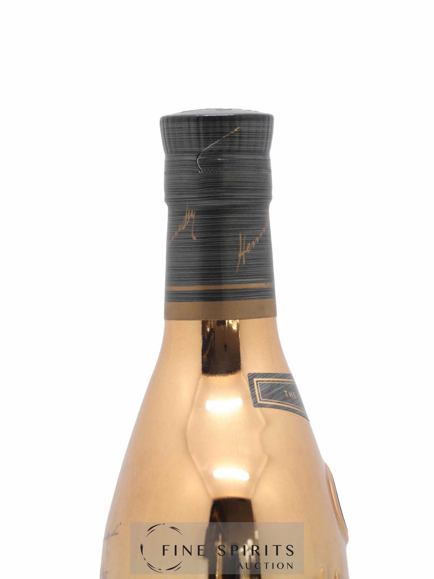 Hennessy Of. X.O 2011 Release Exclusive Collection AAT - Lot de 1 bouteille - 3