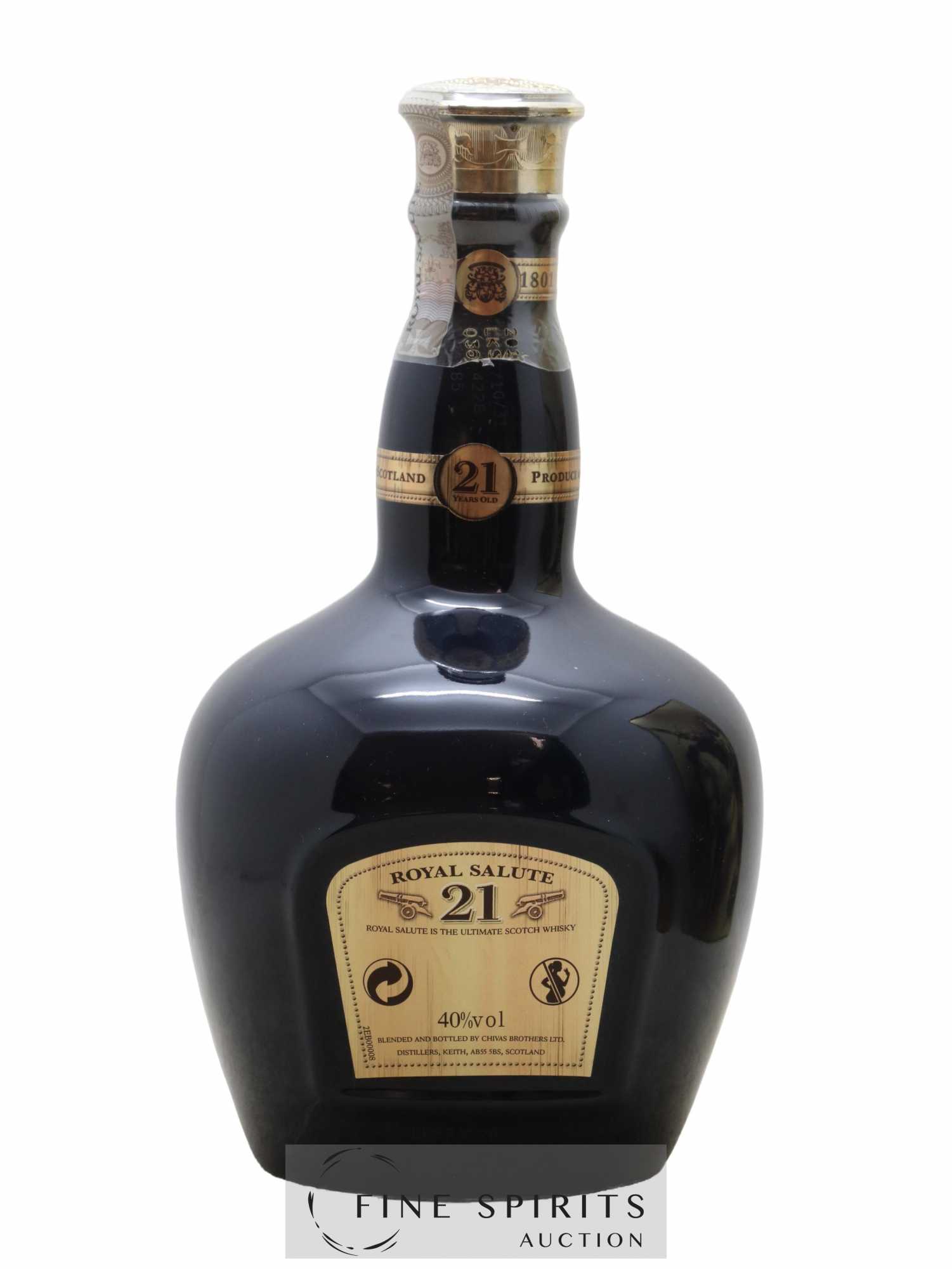 Chivas 21 years Of. Royal Salute Blue Ceramic - Lot de 1 bouteille - 2