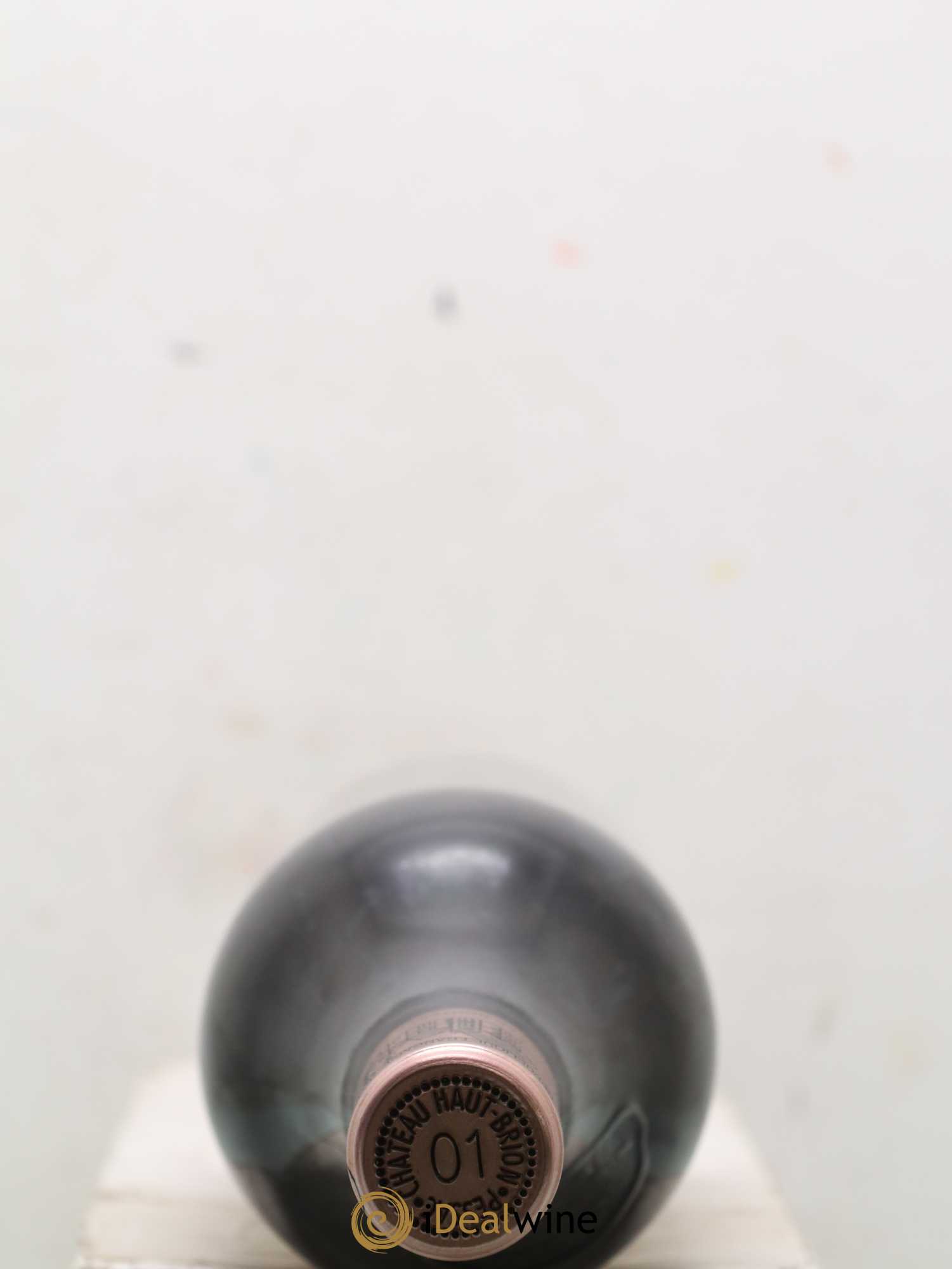 Château Haut Brion 1er Grand Cru Classé 2001 - Lot of 2 bottles - 1