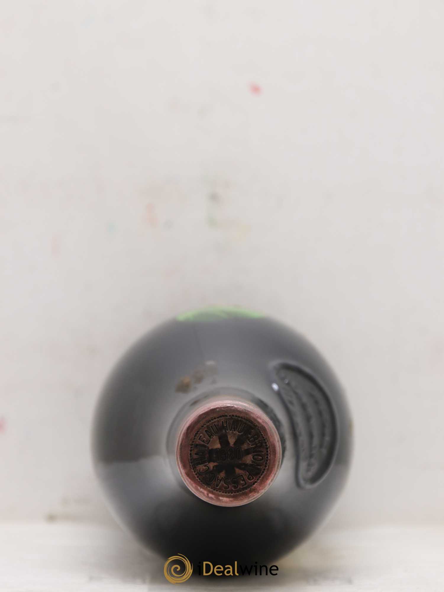 Château Haut Brion 1er Grand Cru Classé 1980 - Lotto di 2 bottiglie - 1