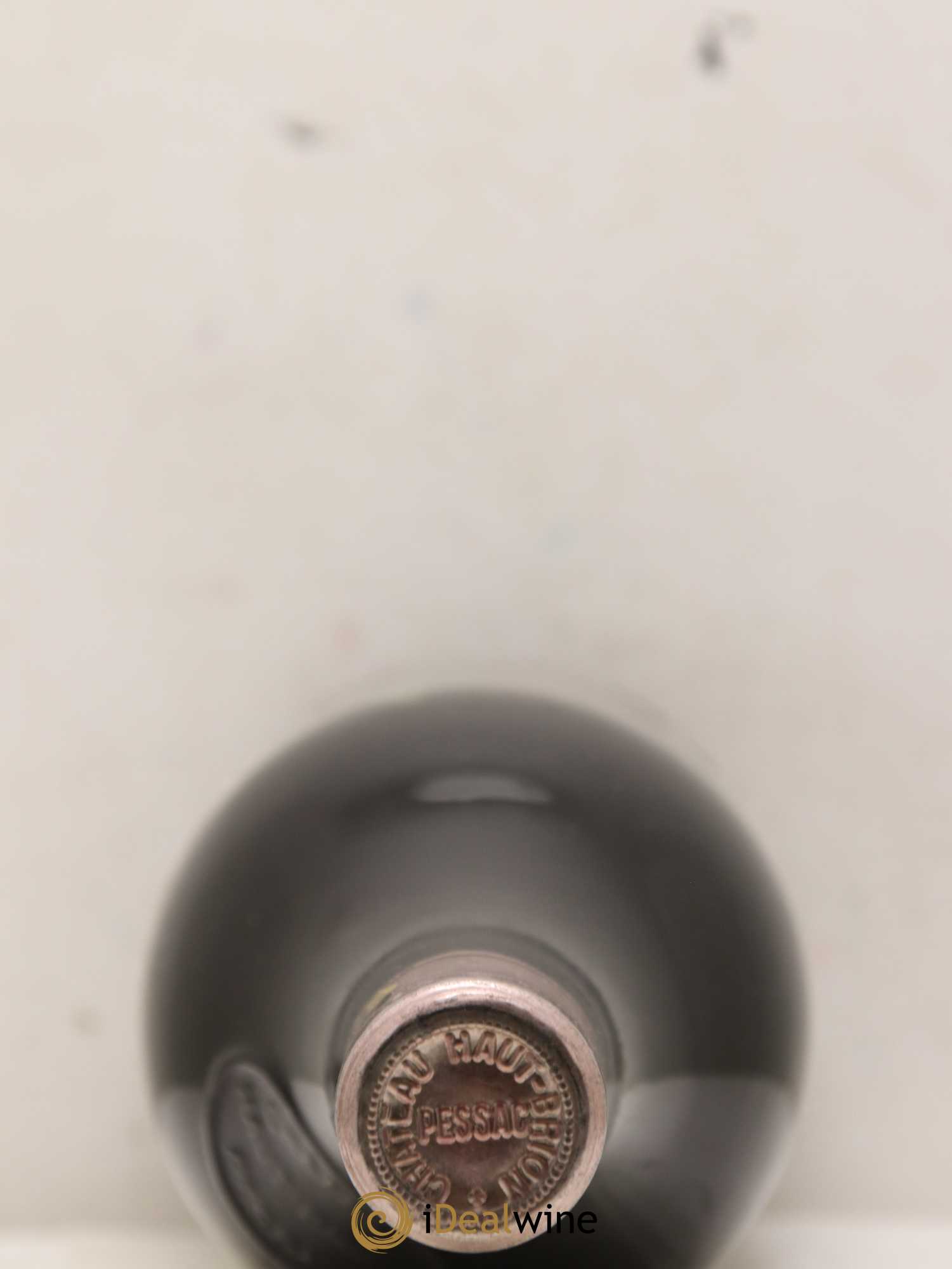 Château Haut Brion 1er Grand Cru Classé 1975 - Lotto di 1 bottiglia - 1