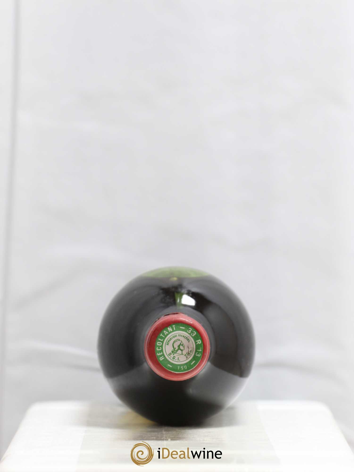 Château Angélus 1er Grand Cru Classé A  1981 - Lot de 3 bouteilles - 1