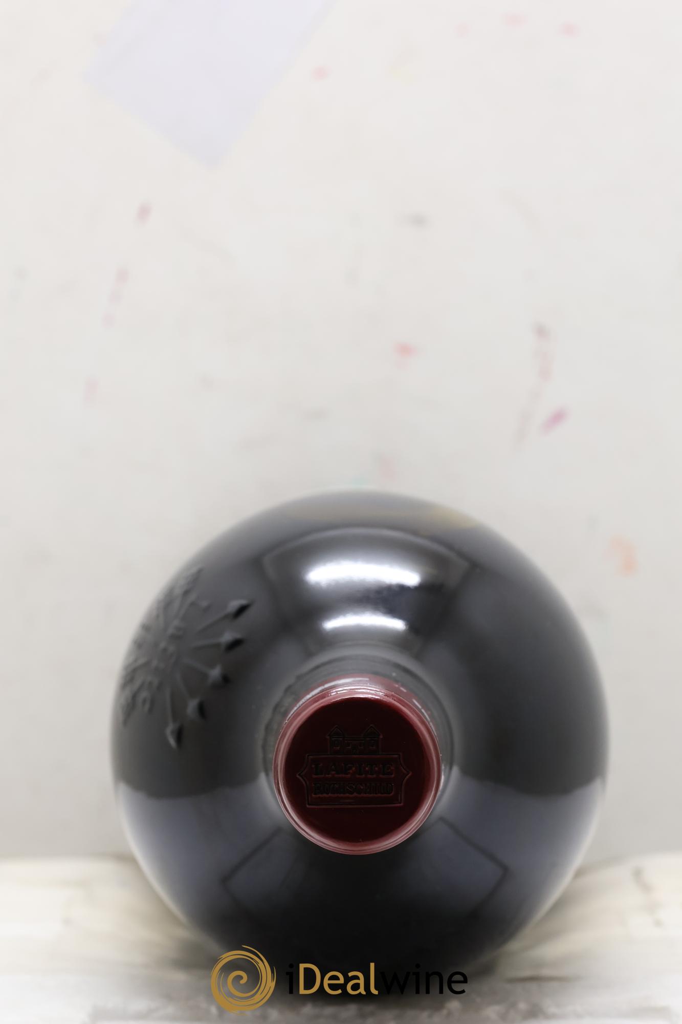 Château Lafite Rothschild 1er Grand Cru Classé 2010 - Posten von 3 Magnum - 2