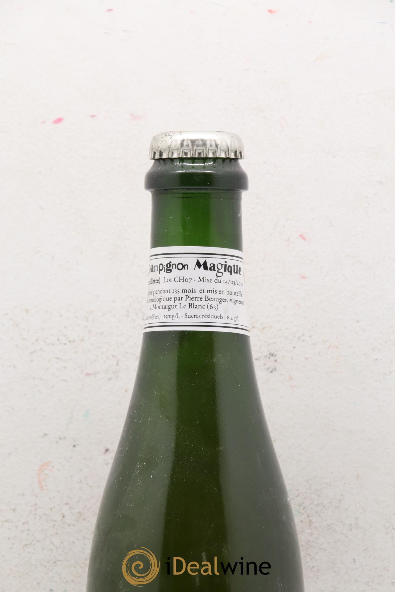 ピエール・ボ－ジェ Le Champignon Magique 2007 Buy Vin de France Champignon Magique Pierre Beauger 2007 (lot