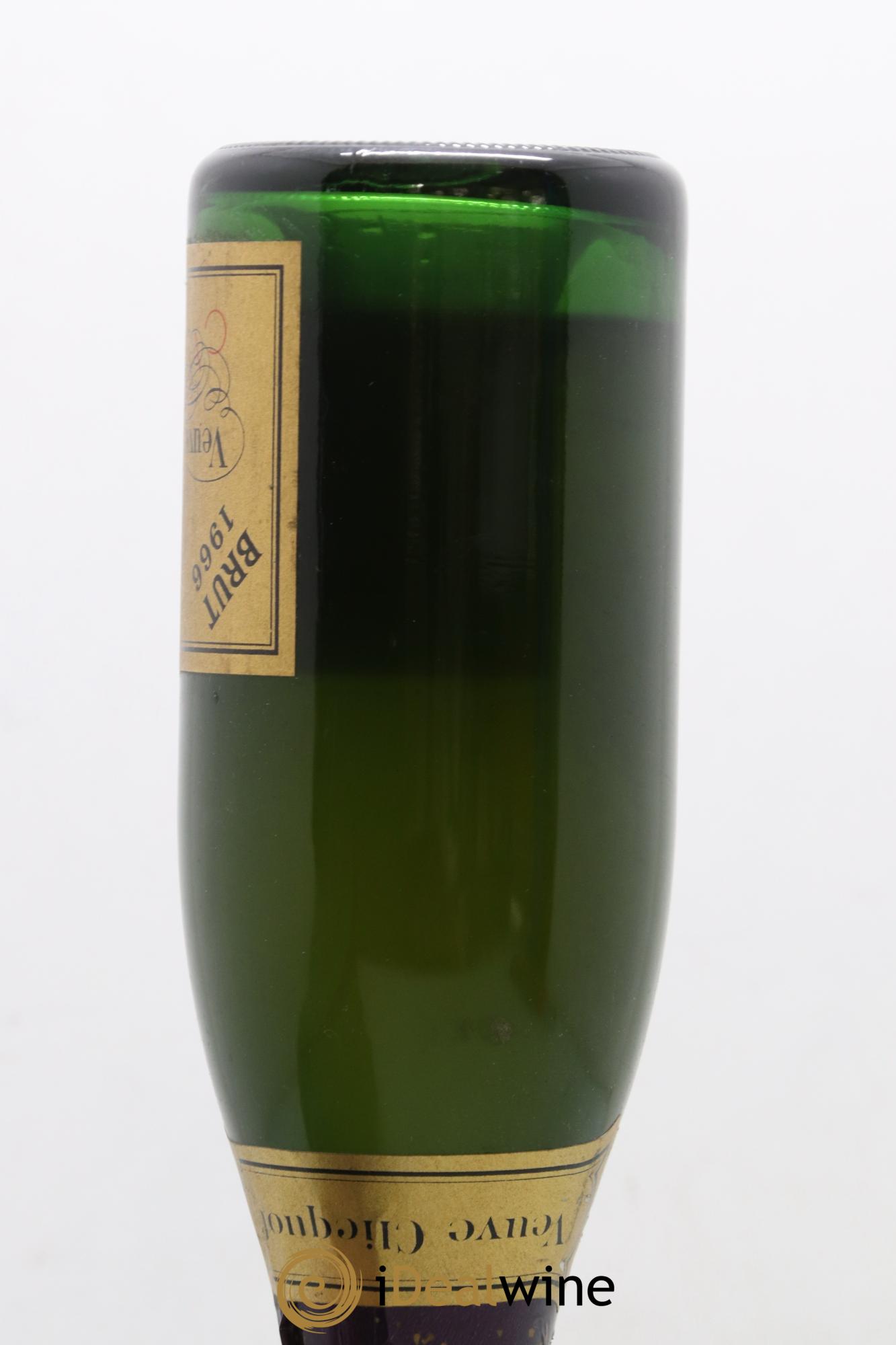 Brut Millésimé Veuve Clicquot 1966 - Lotto di 1 mezza bottiglia - 1