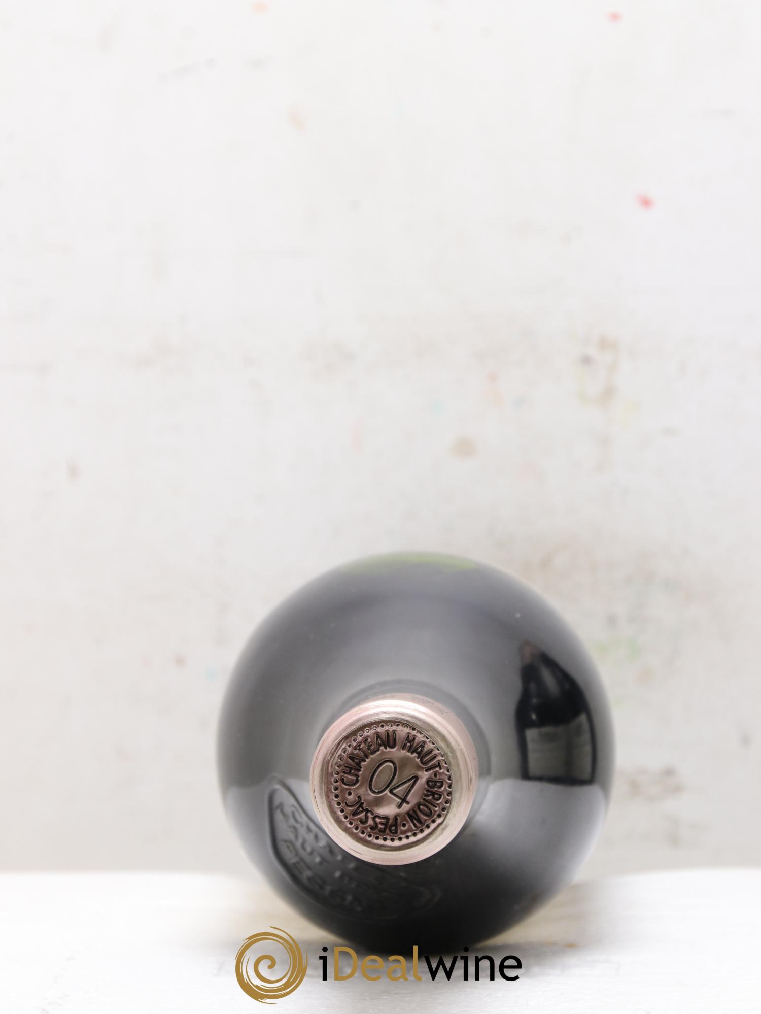 Château Haut Brion 1er Grand Cru Classé 2004 - Lot of 3 bottles - 2