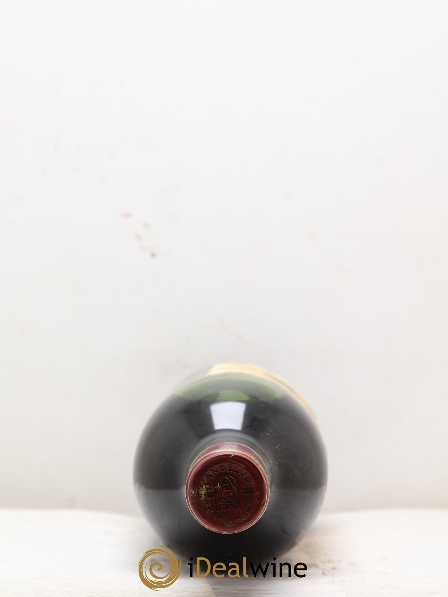 Château Angélus 1er Grand Cru Classé A 1982 - Posten von 3 Flaschen - 1