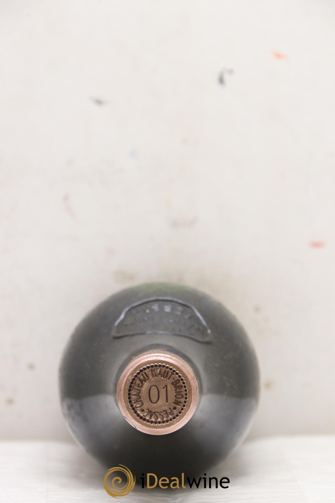 Château Haut Brion 1er Grand Cru Classé 2001 - Lot of 2 bottles - 1