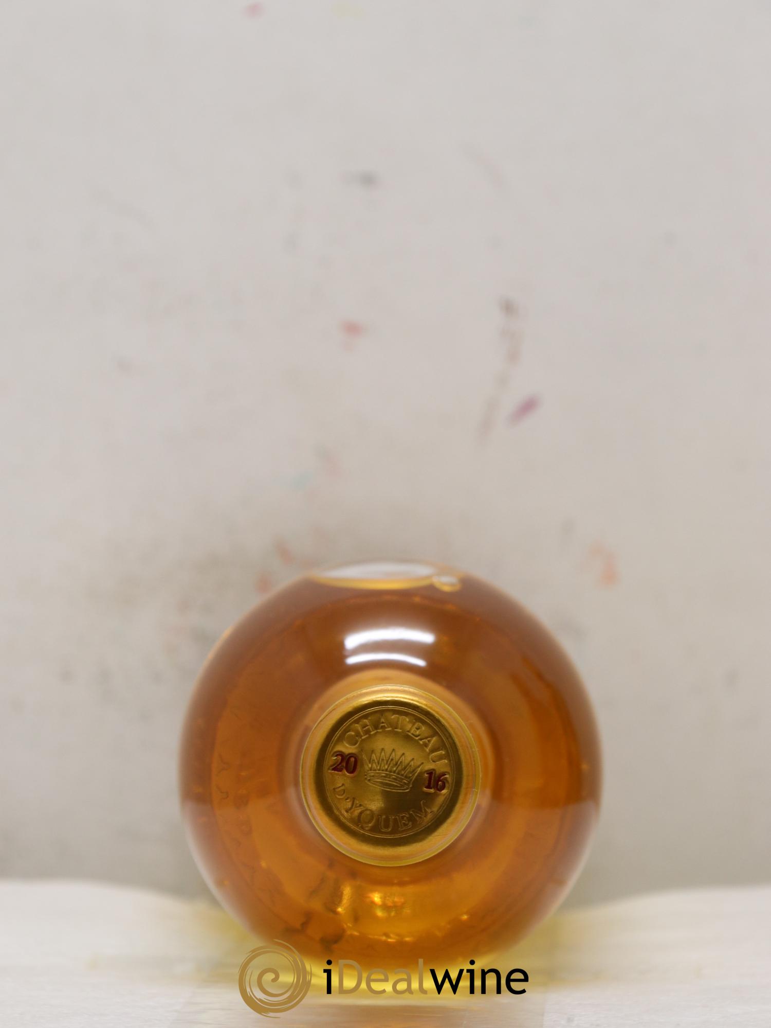 Château d' Yquem 1er Cru Classé Supérieur 2016 - Posten von 3 Flaschen - 2