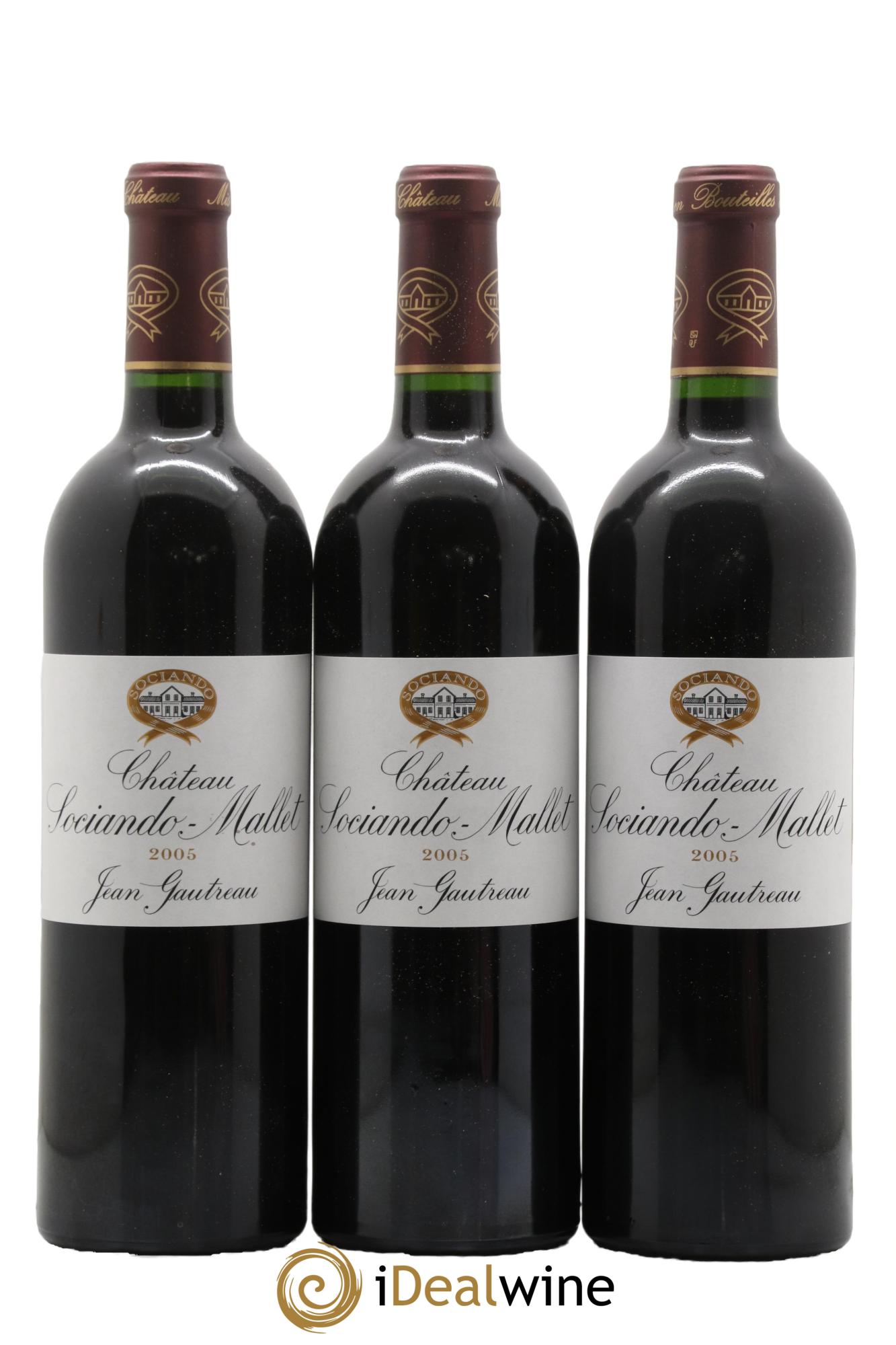 Château Sociando Mallet 2005 - Lot of 12 bottles - 1