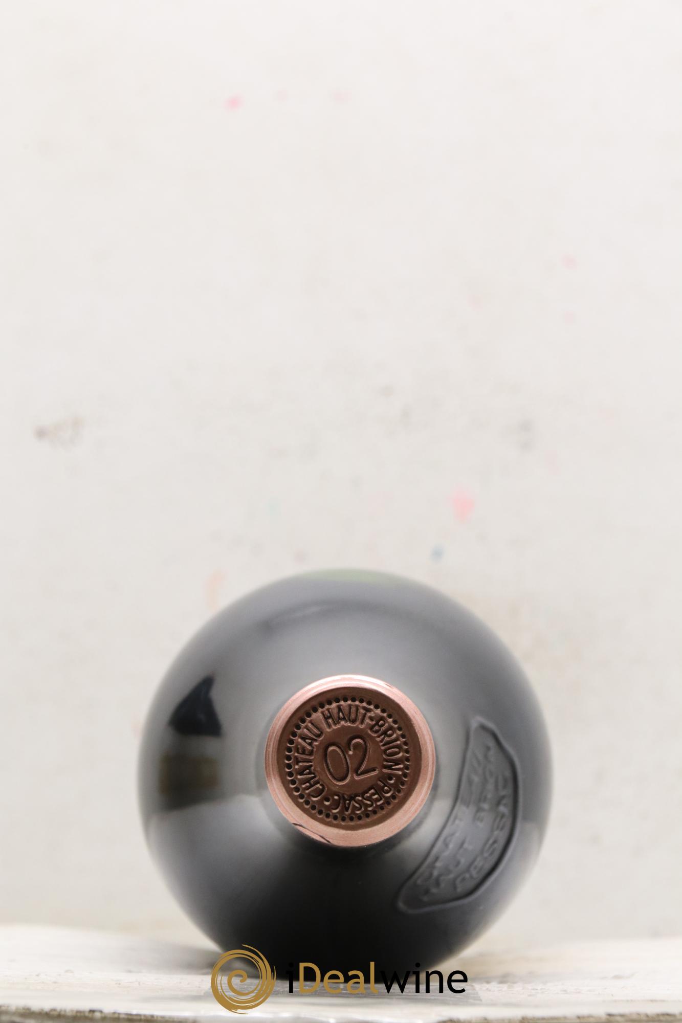 Château Haut Brion 1er Grand Cru Classé 2002 - Lot of 3 bottles - 1