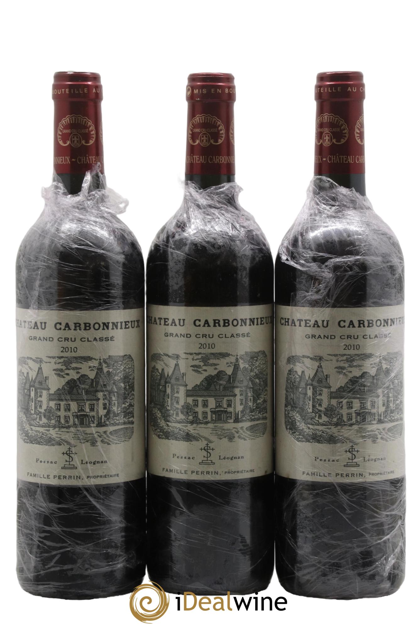 Château Carbonnieux Cru Classé de Graves 2010 - Lot of 3 bottles - 0
