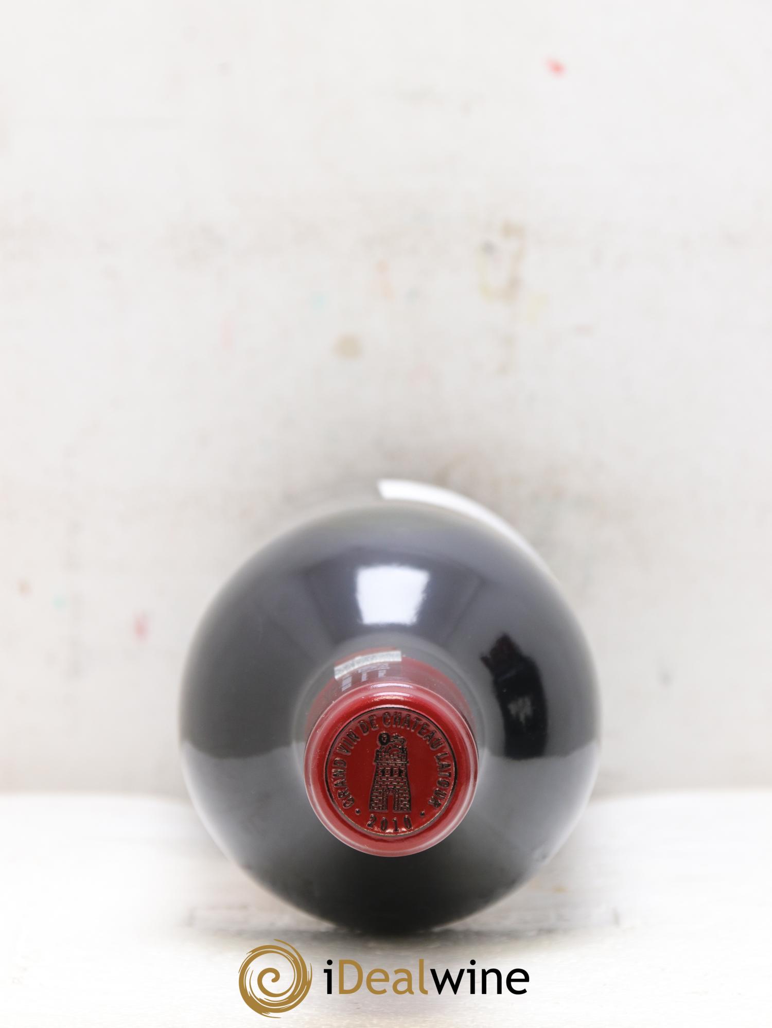 Château Latour 1er Grand Cru Classé 2010 - Lotto di 3 bottiglie - 2