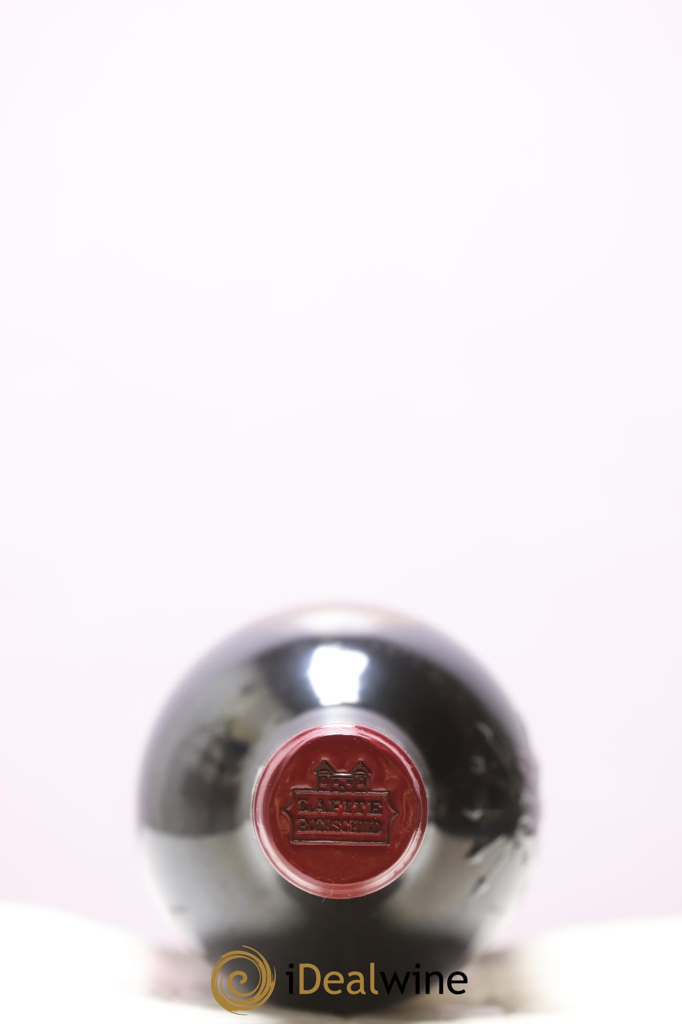 Château Lafite Rothschild 1er Grand Cru Classé 2010 - Lotto di 3 bottiglie - 2