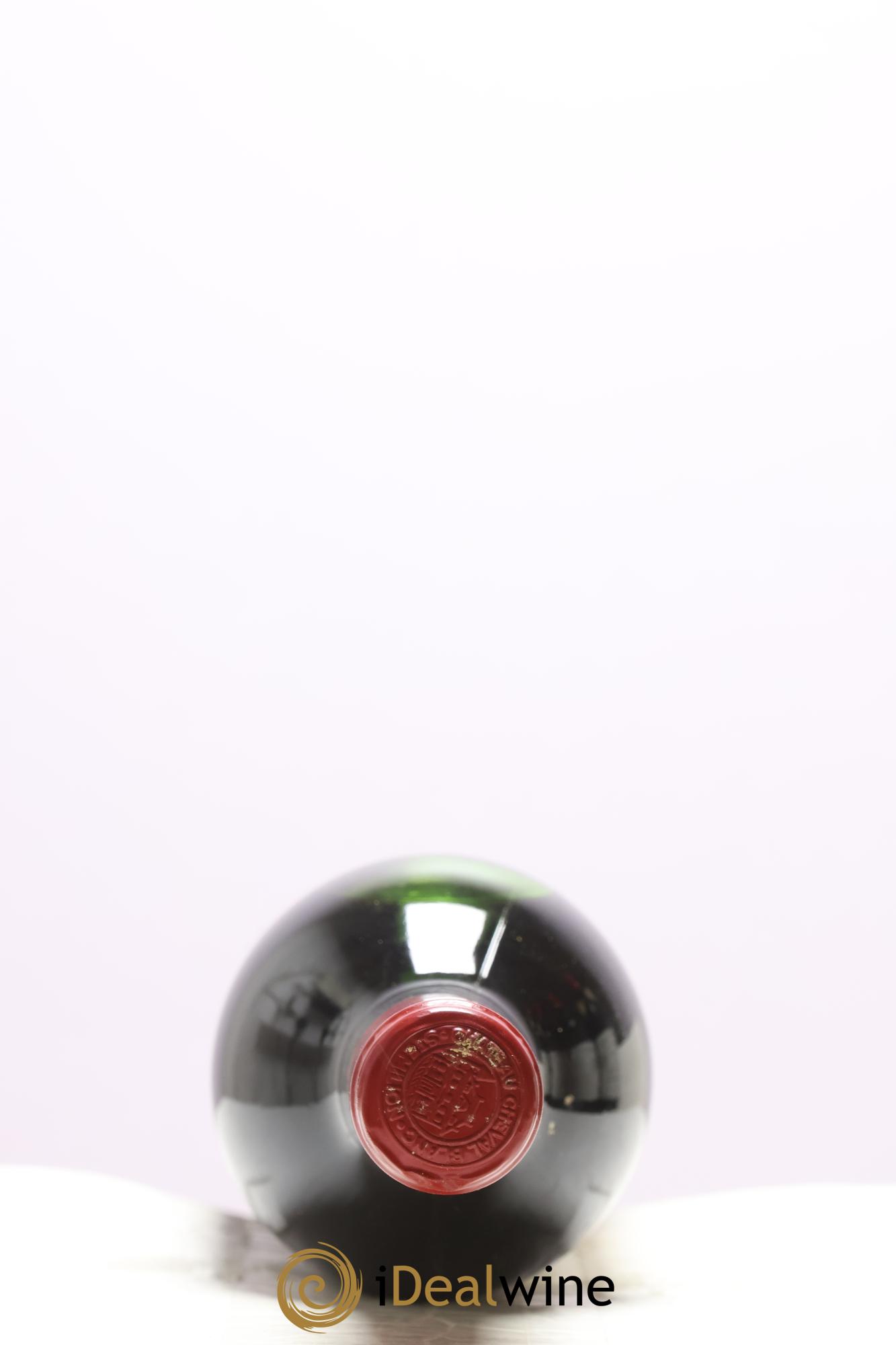 Château Cheval Blanc 1er Grand Cru Classé A 1986 - Lot of 3 bottles - 1