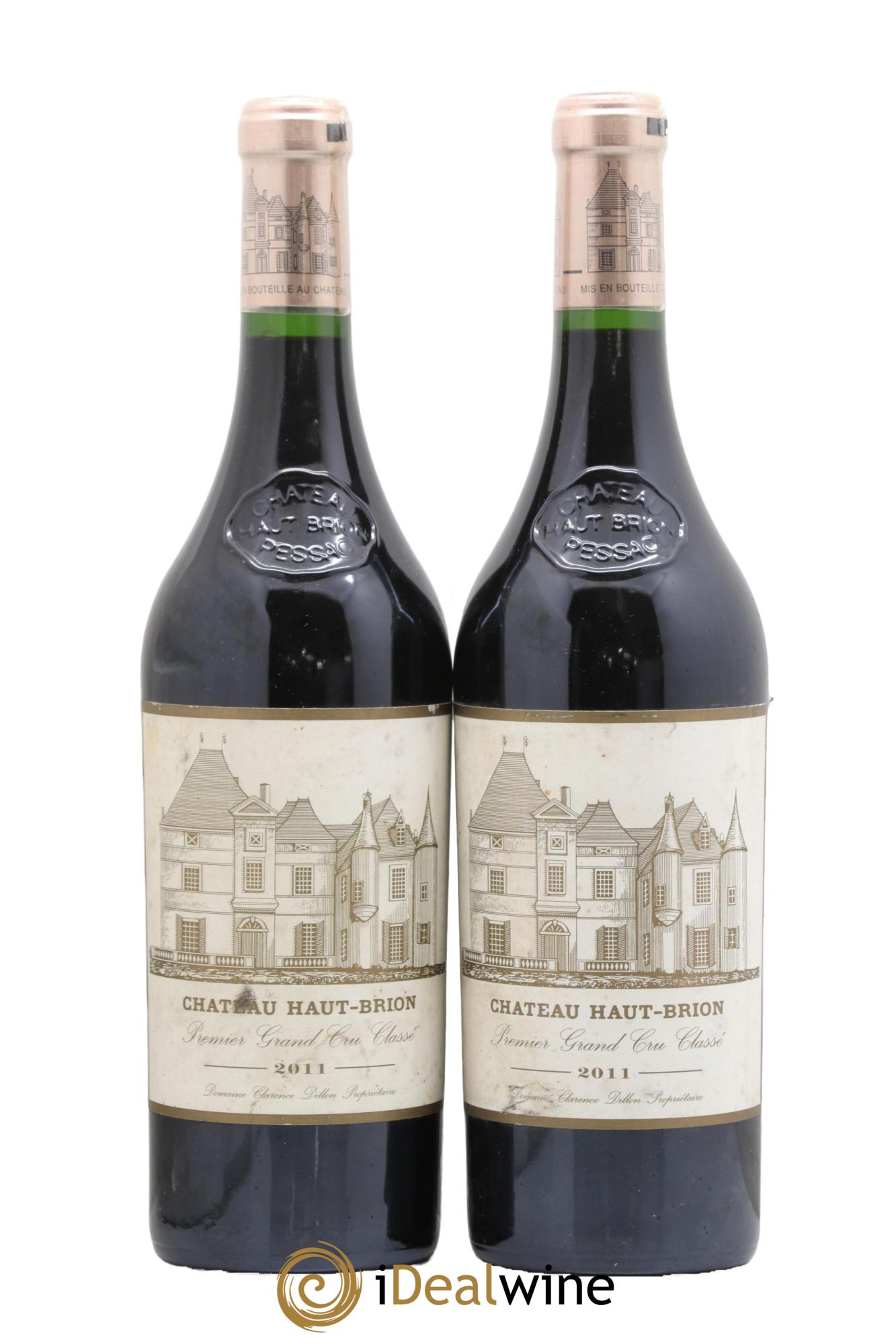 Château Haut Brion 1er Grand Cru Classé 2011 - Lot of 2 bottles - 0