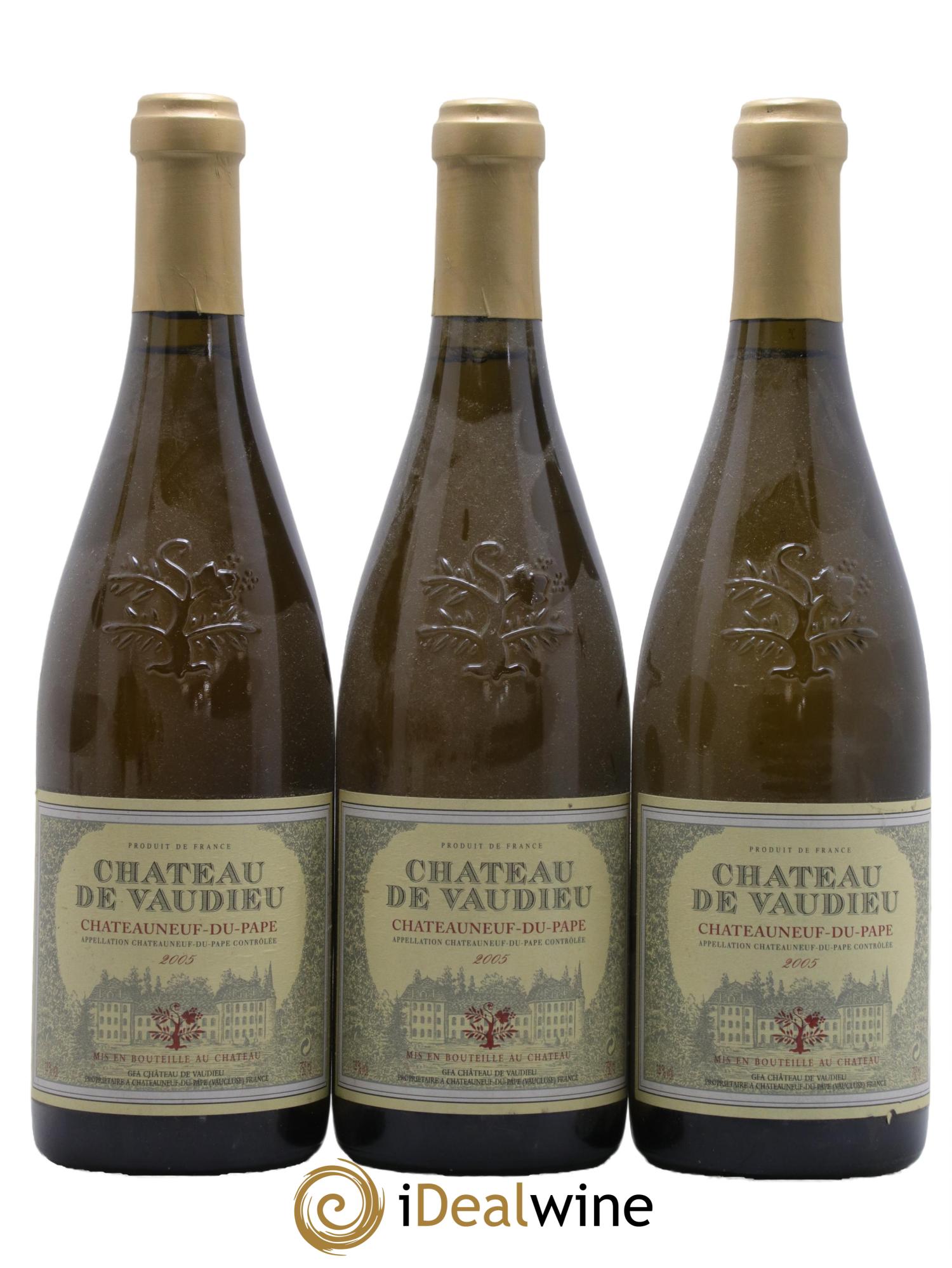 Châteauneuf-du-Pape Chateau De Vaudieu 2005 - Lot de 3 bouteilles - 0