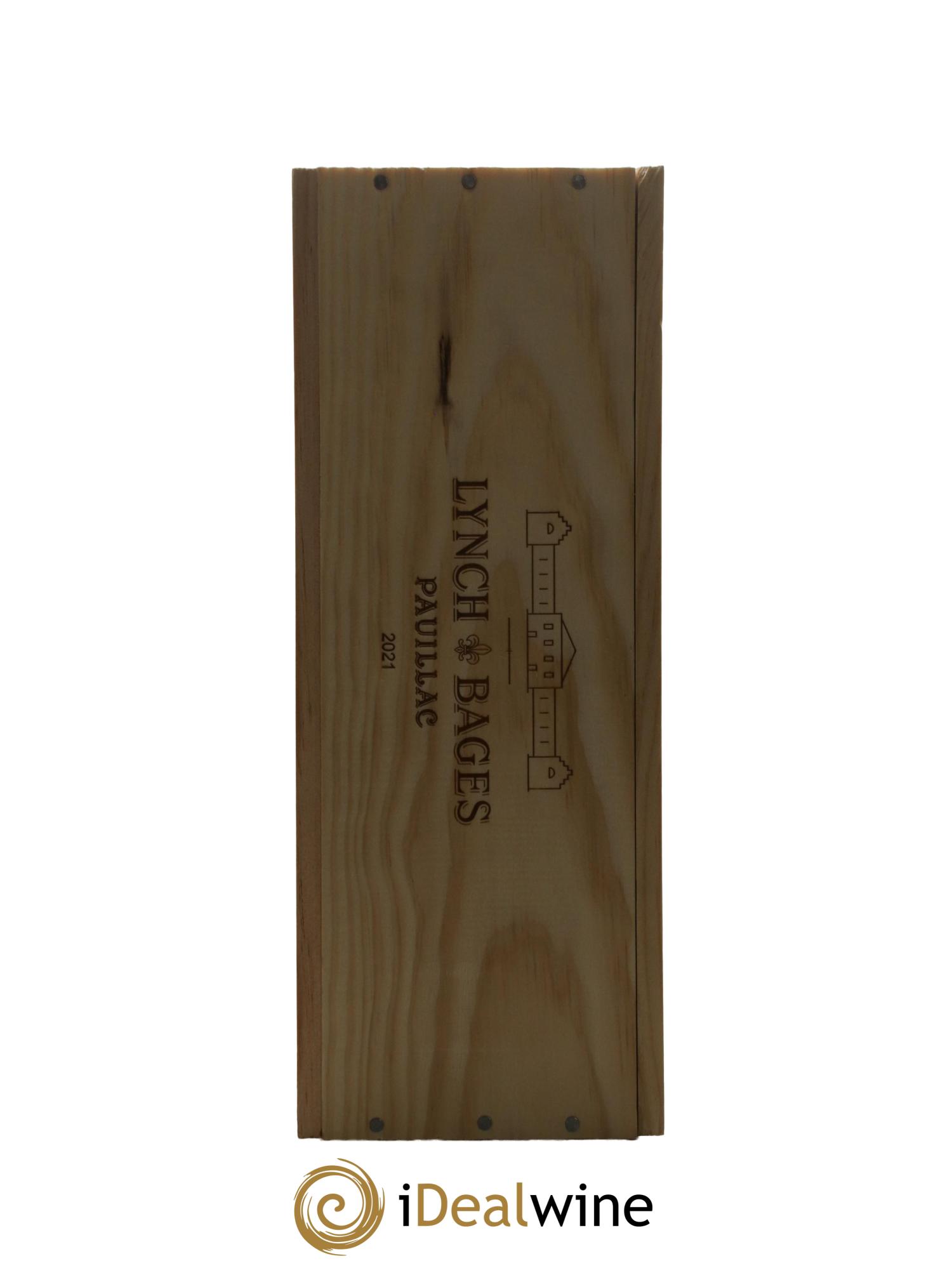Château Lynch Bages 5ème Grand Cru Classé 2021 - Lot of 3 magnums - 0