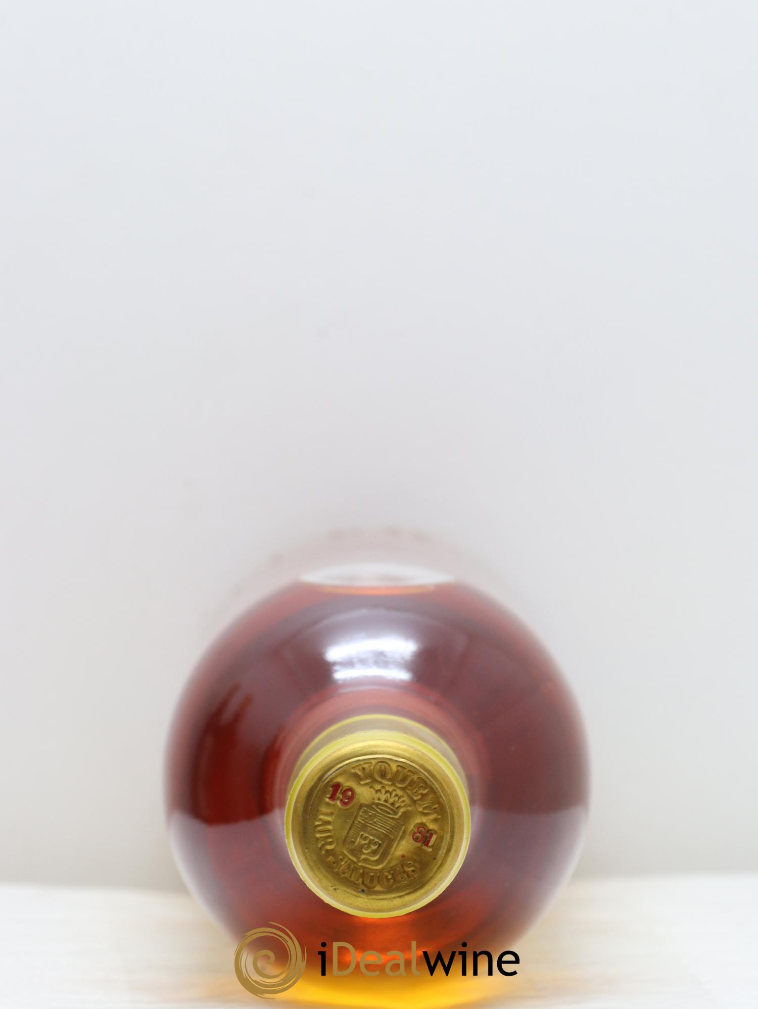 Château d' Yquem 1er Cru Classé Supérieur 1981 - Lotto di 2 bottiglie - 1