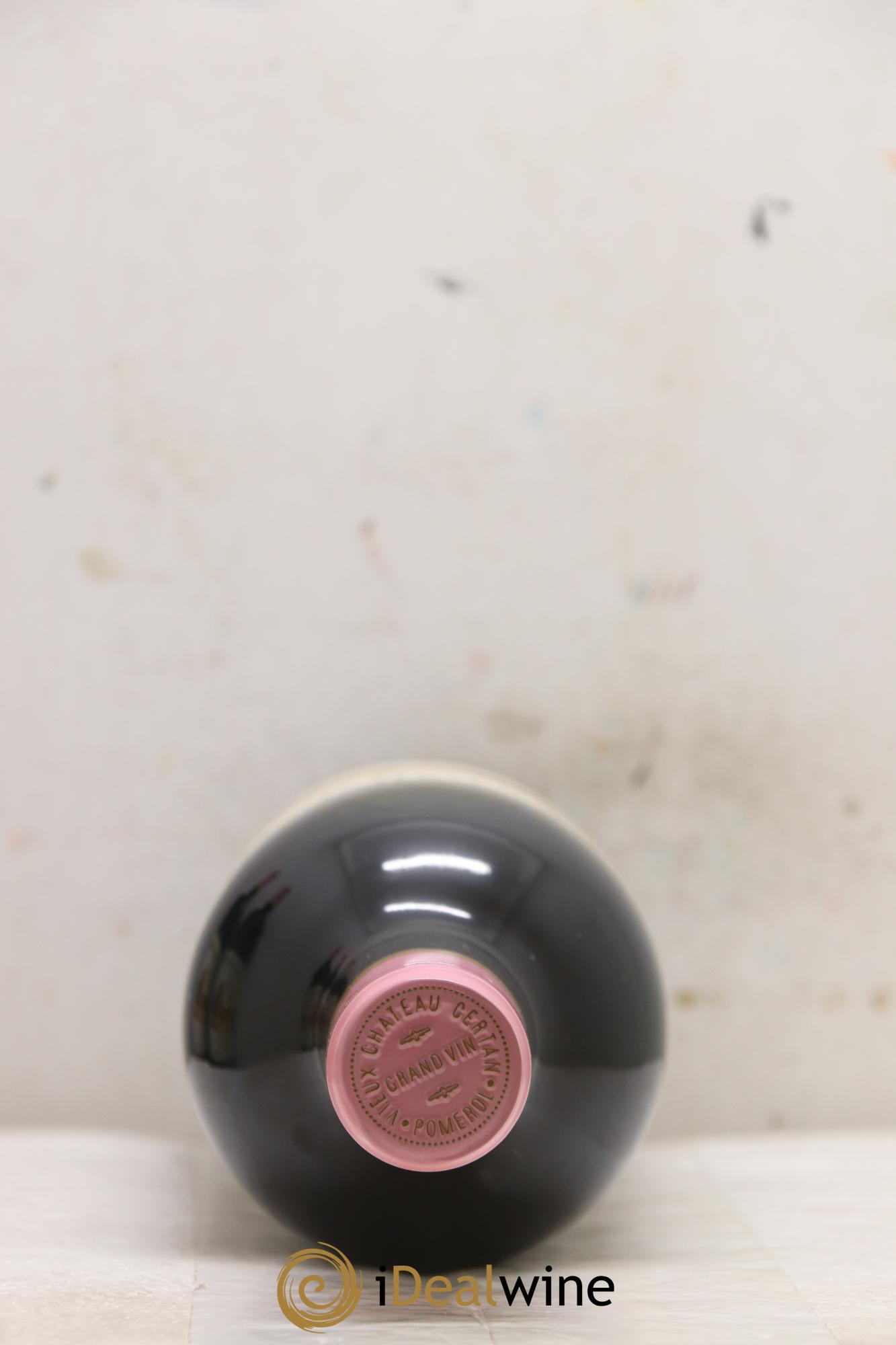 Vieux Château Certan 2010 - Posten von 3 Flaschen - 1