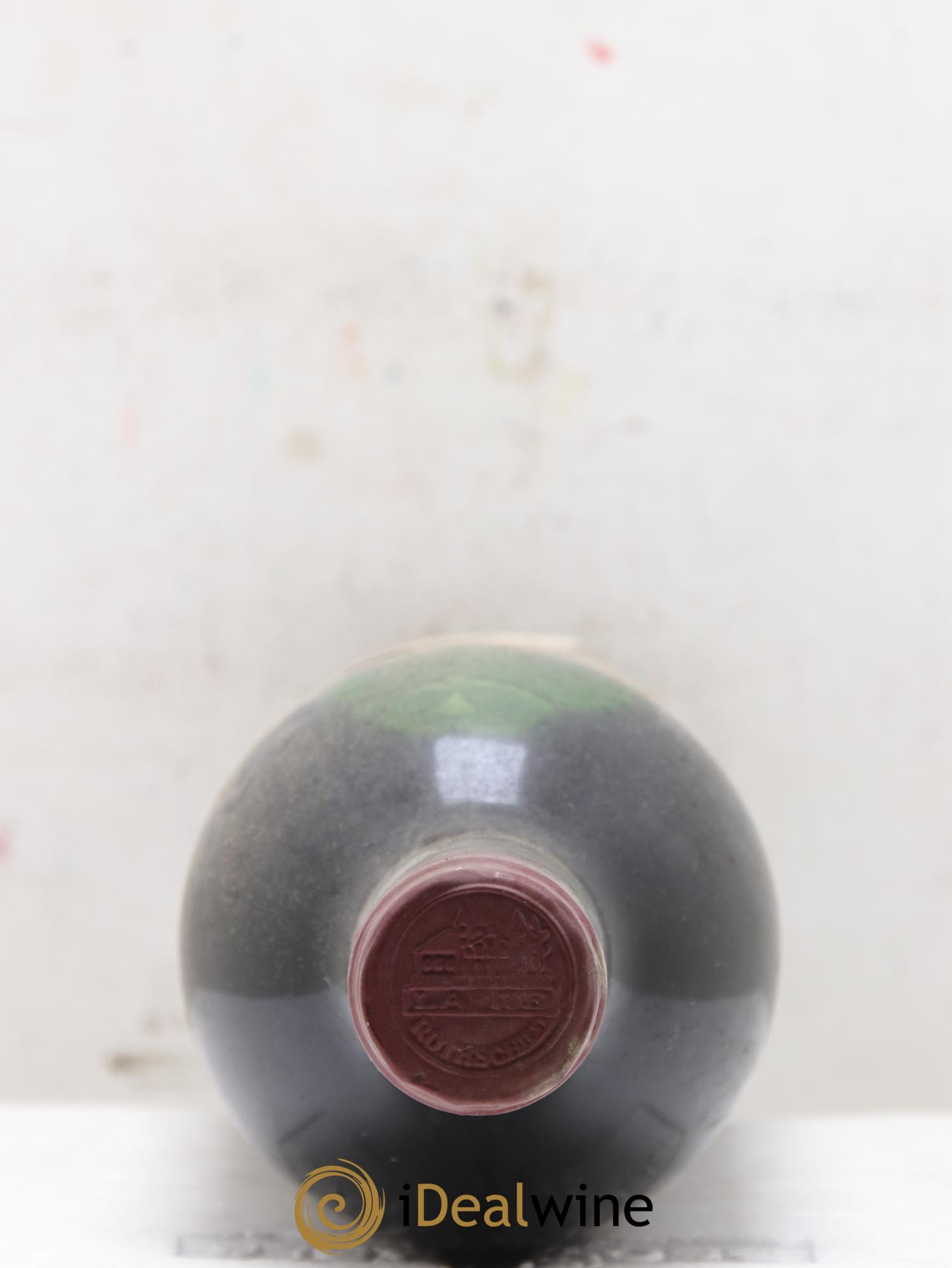 Château Lafite Rothschild 1er Grand Cru Classé 1975 - Lotto di 2 bottiglie - 1