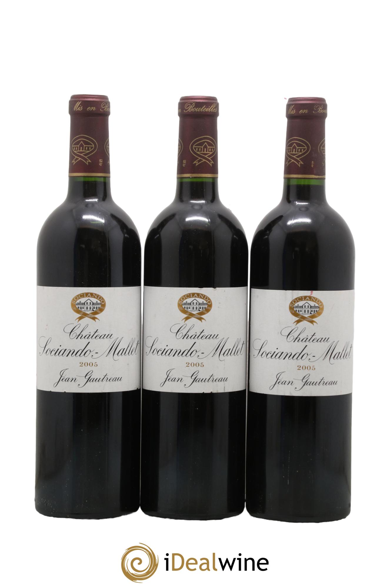 Château Sociando Mallet 2005 - Lotto di 3 bottiglie - 0