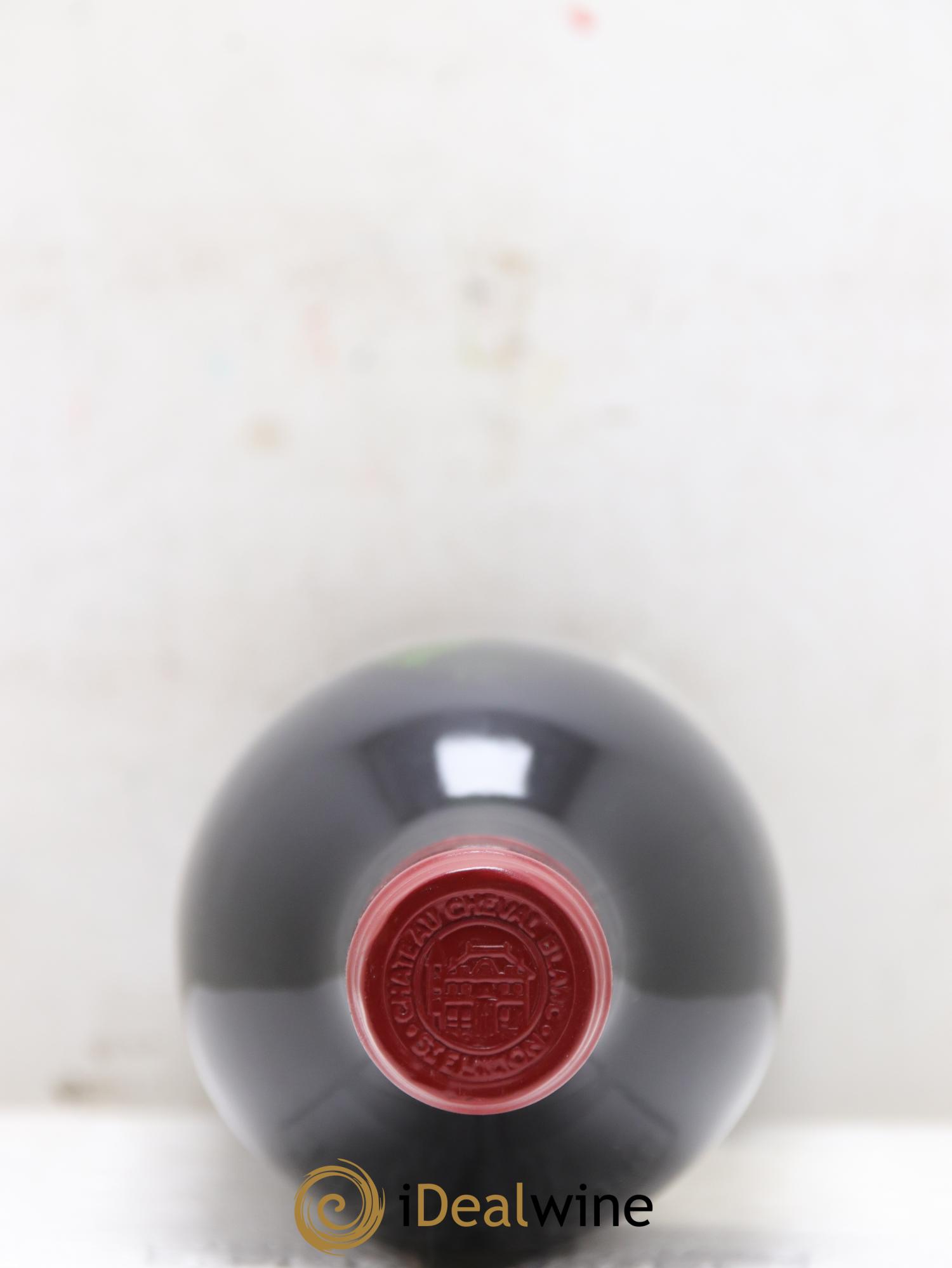 Château Cheval Blanc 1er Grand Cru Classé A 1990 - Lot de 3 bouteilles - 1