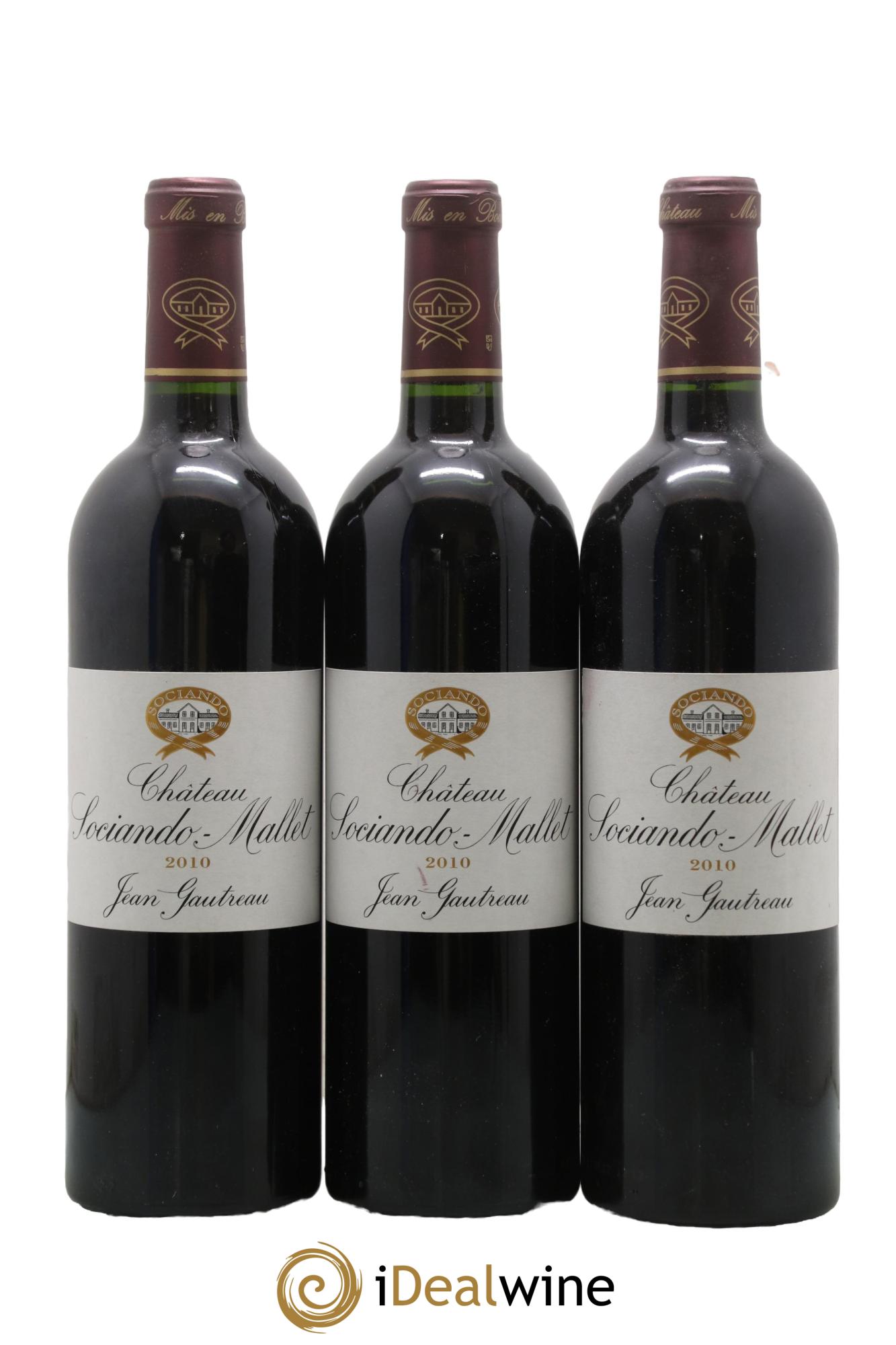 Château Sociando Mallet 2010 - Lot of 3 bottles - 0