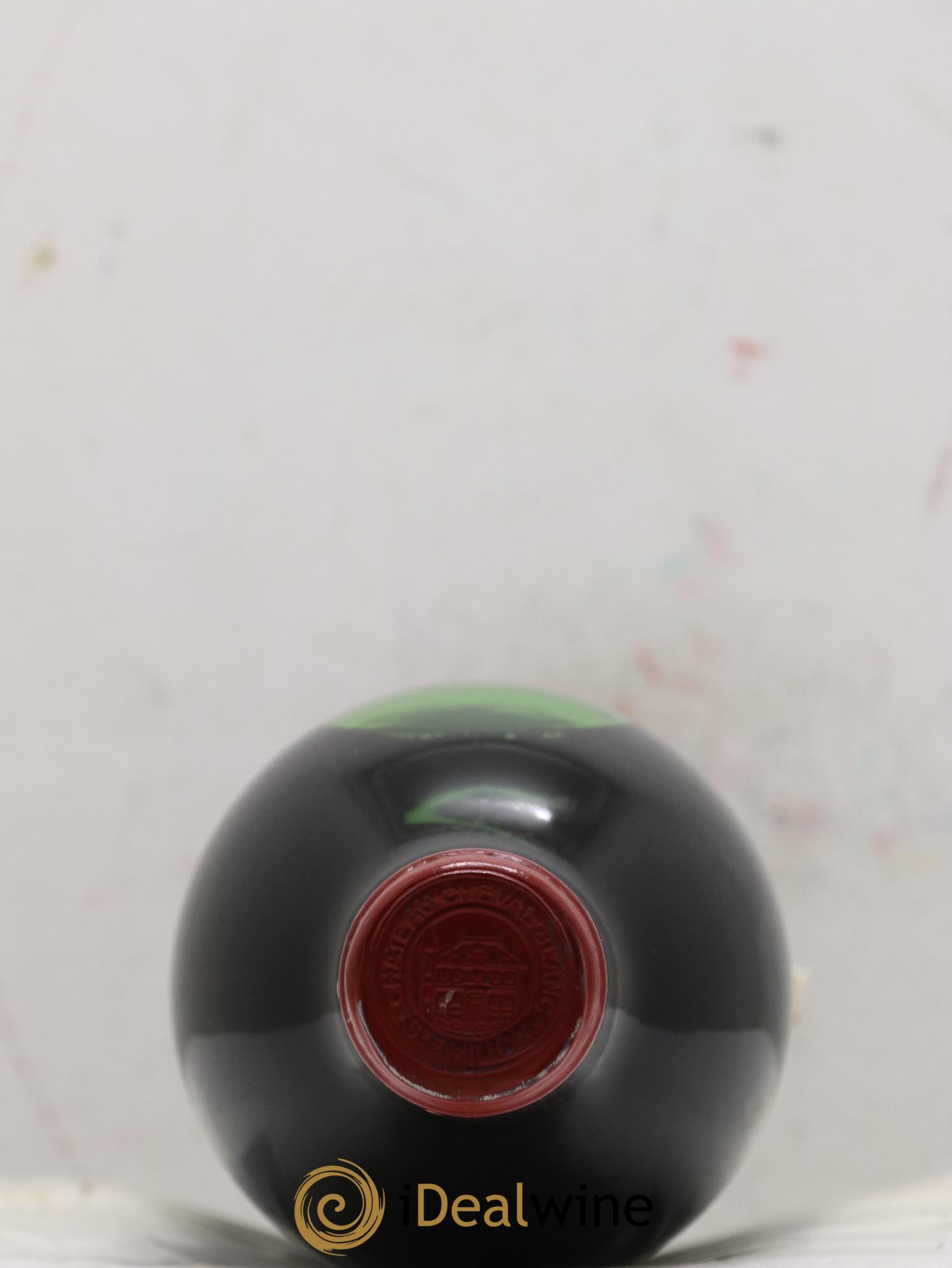 Château Cheval Blanc 1er Grand Cru Classé A 1982 - Lot de 1 bouteille - 1