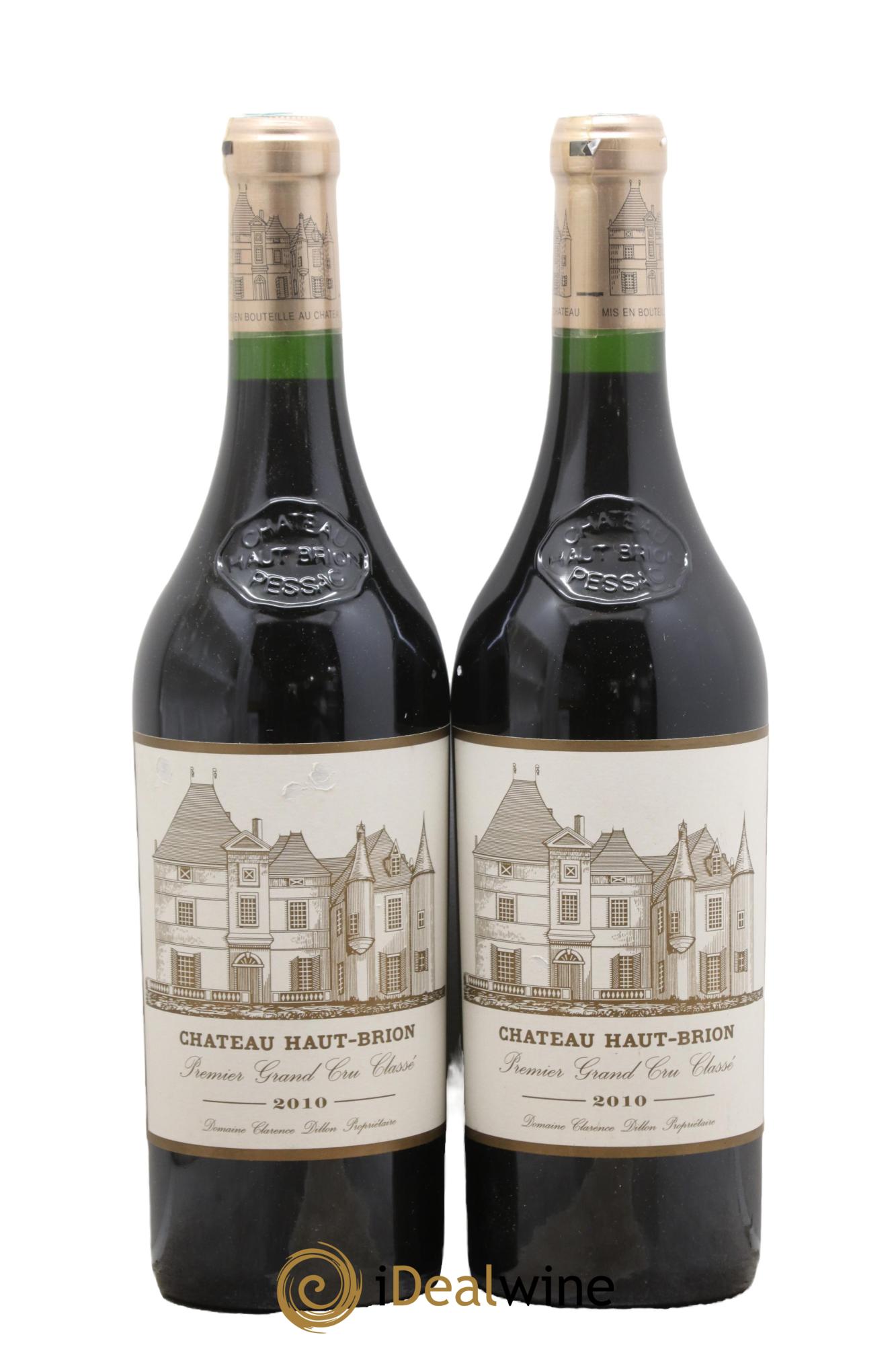 Château Haut Brion 1er Grand Cru Classé 2010 - Lot of 2 bottles - 0