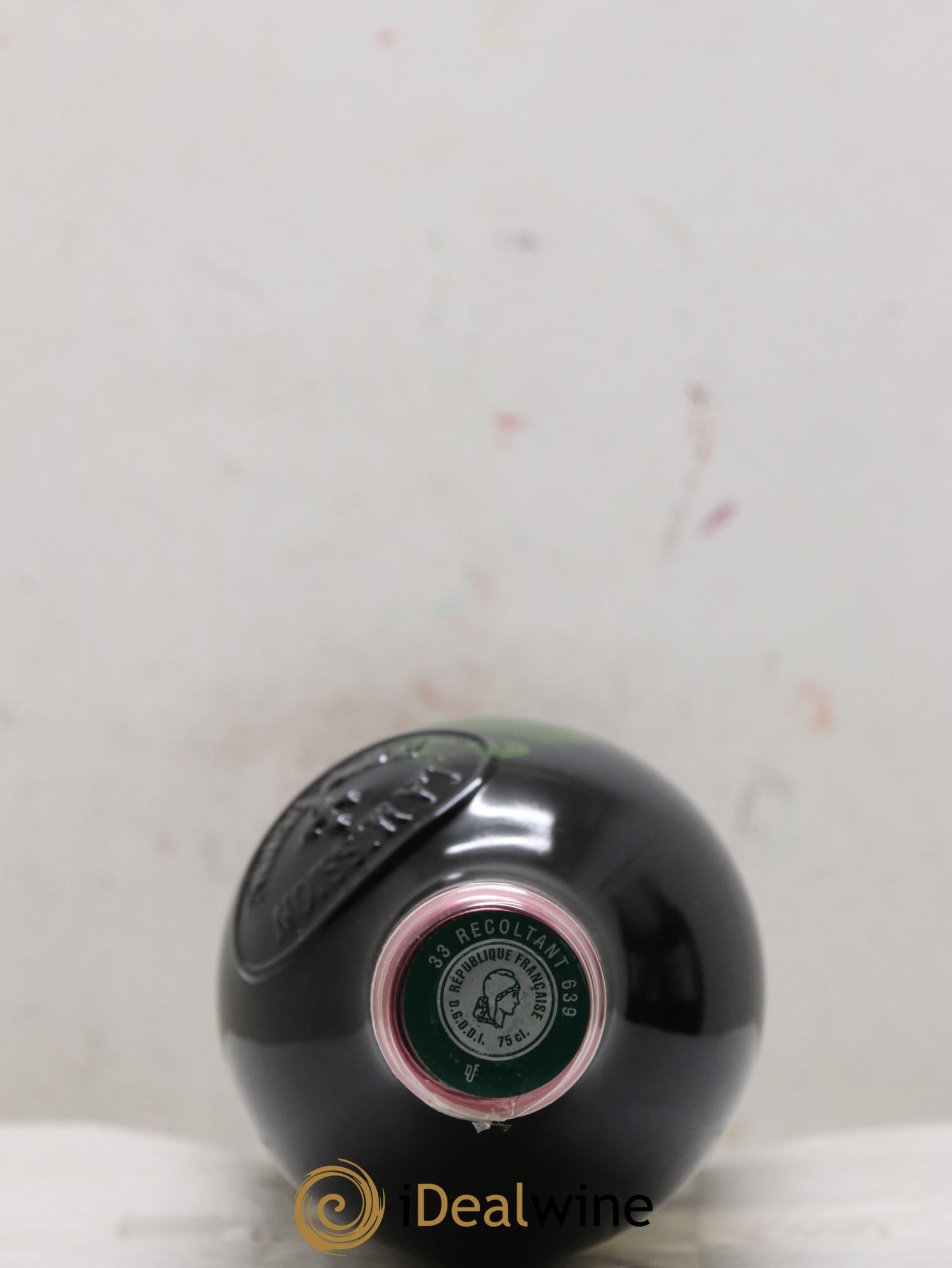 Château la Mission Haut-Brion Cru Classé de Graves 2015 - Lot of 3 bottles - 2