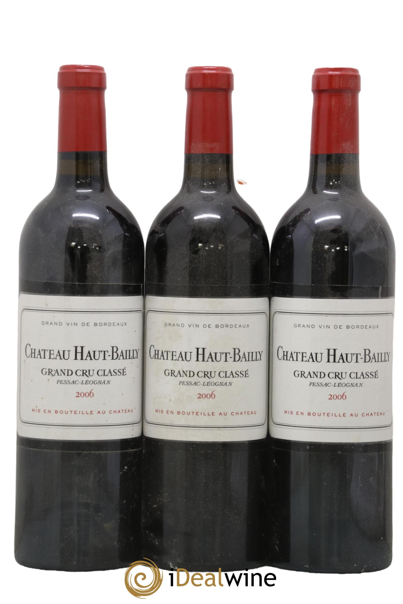 Château Haut-Bailly Cru Classé de Graves 2006 - Lotto di 3 bottiglie - 0